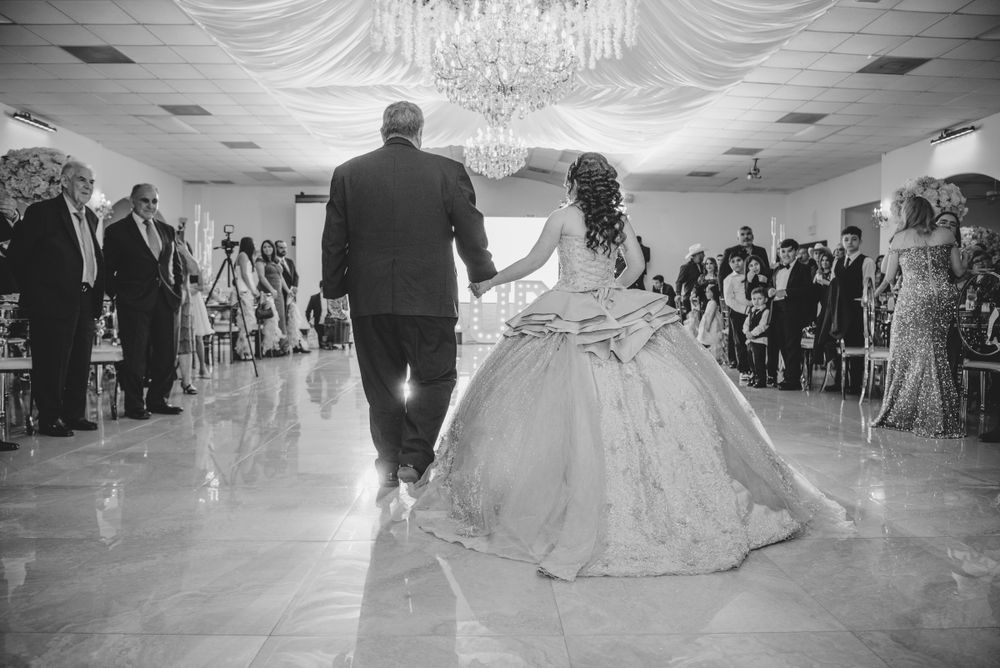 Salon de Eventos Los Cristales Event Center. Roma, Texas