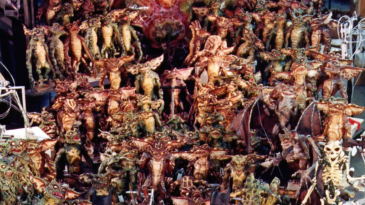 Gremlins behind the scenes photo showing a Gremlin with animatronic cabeling