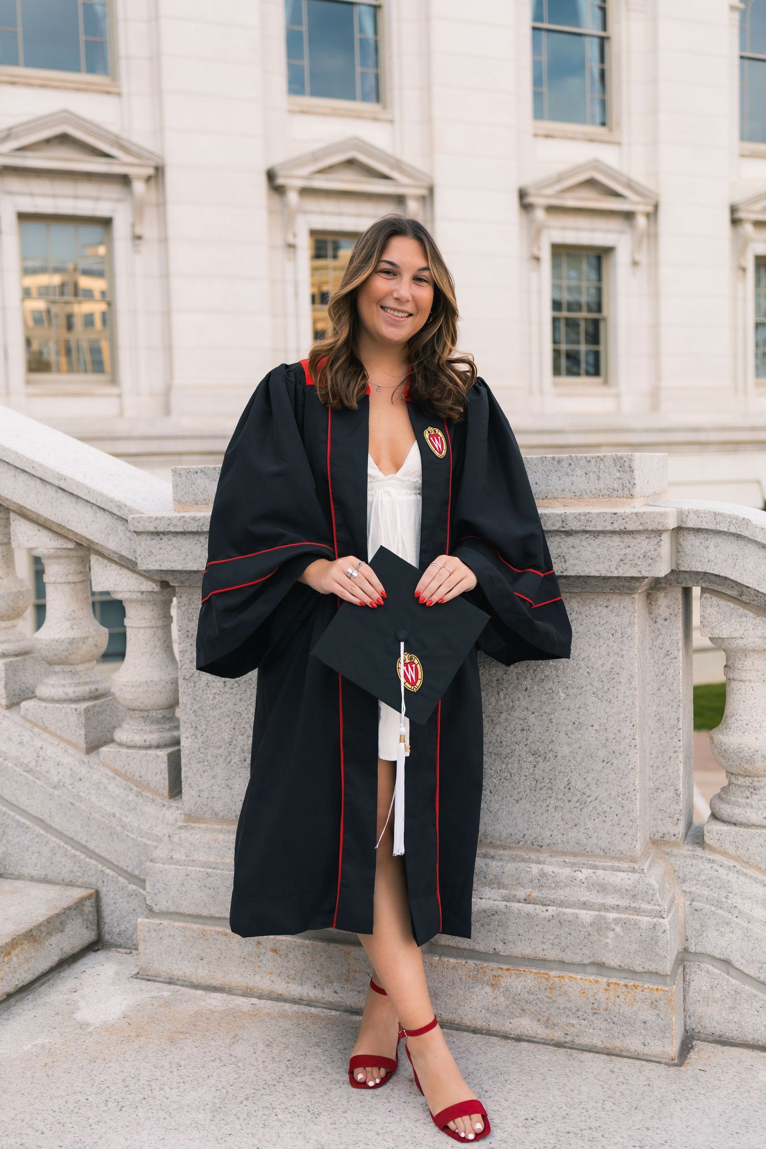 uw madison university of wisconsin alumni graduation graduates professional photos bascom hill capitol building college sorority sisters