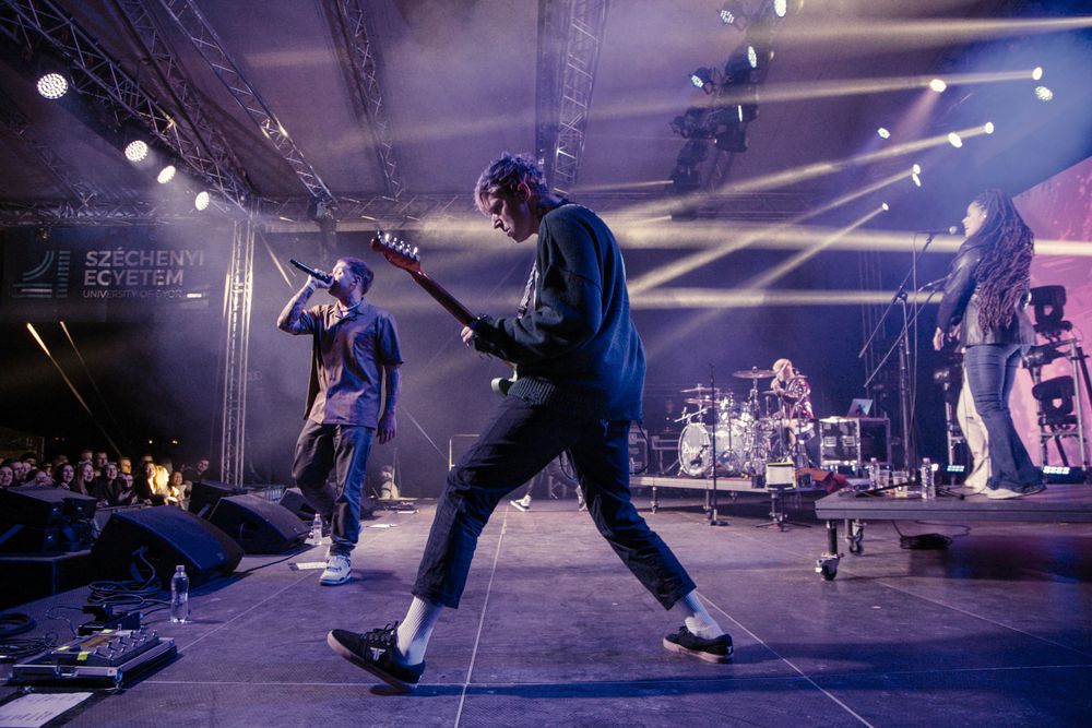 Dzsudlo koncert a győri Bridge felső koncert termében