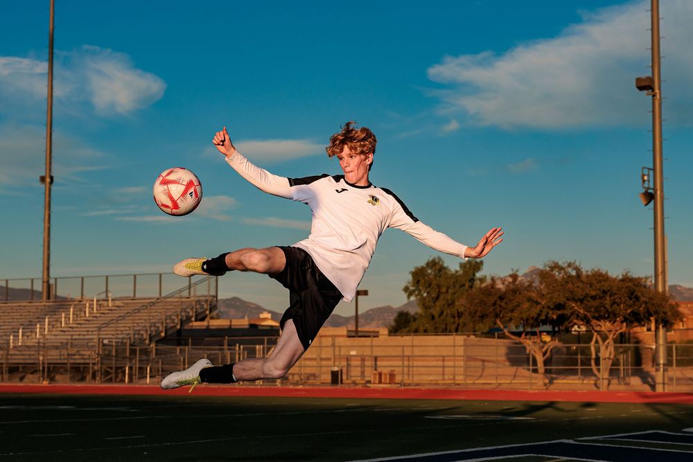 Tucson, Arizona sports photographer, media day sports photos, sportraits, sports photo session, action shots, high school sports, soccer