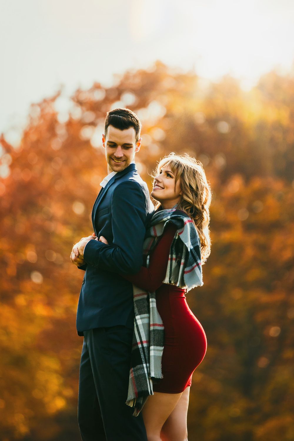 Fall engagement photos at Fanshawe Conservation Area London Ontario by photographer Shawn Van Daele