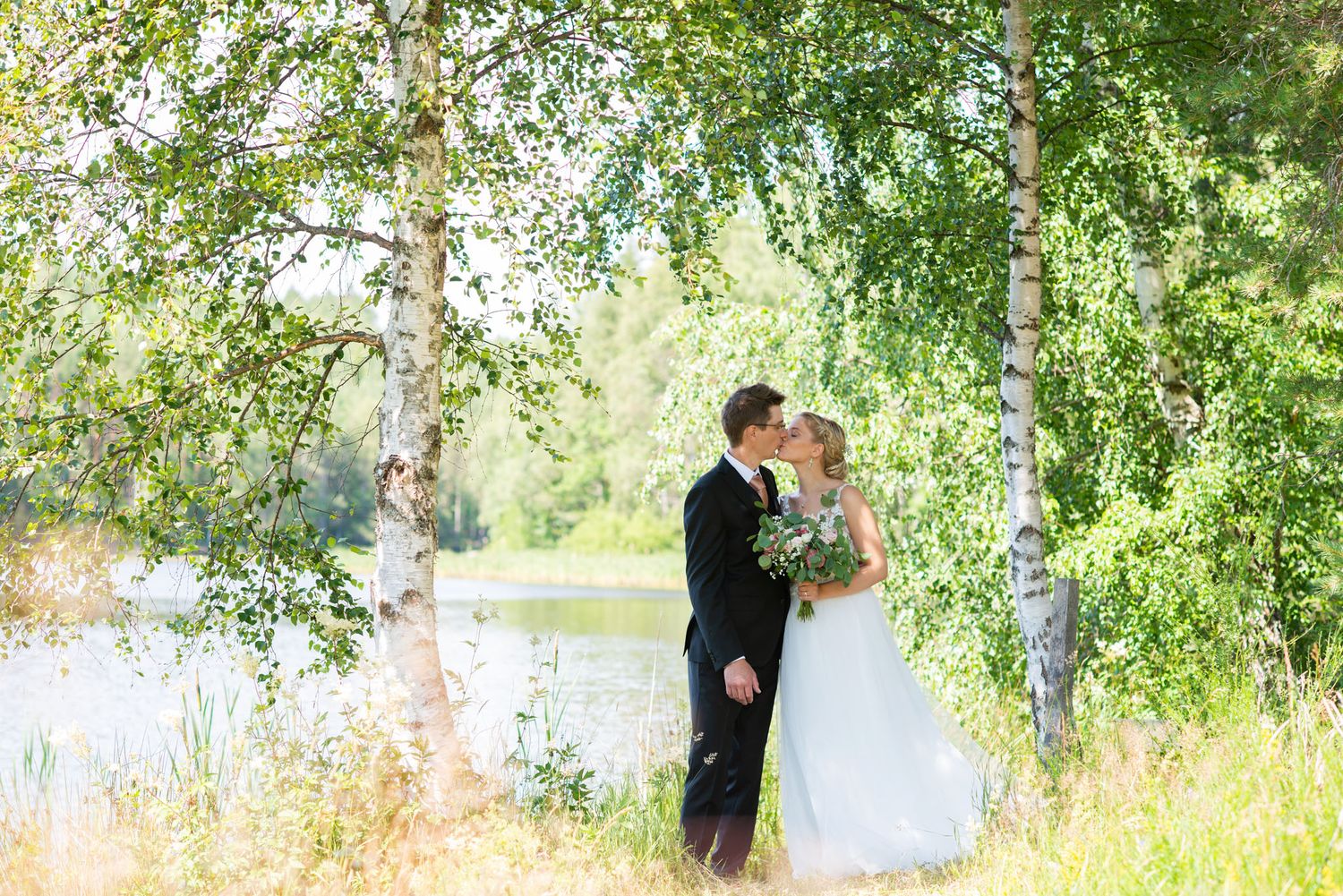 Boka bröllopsfotograf