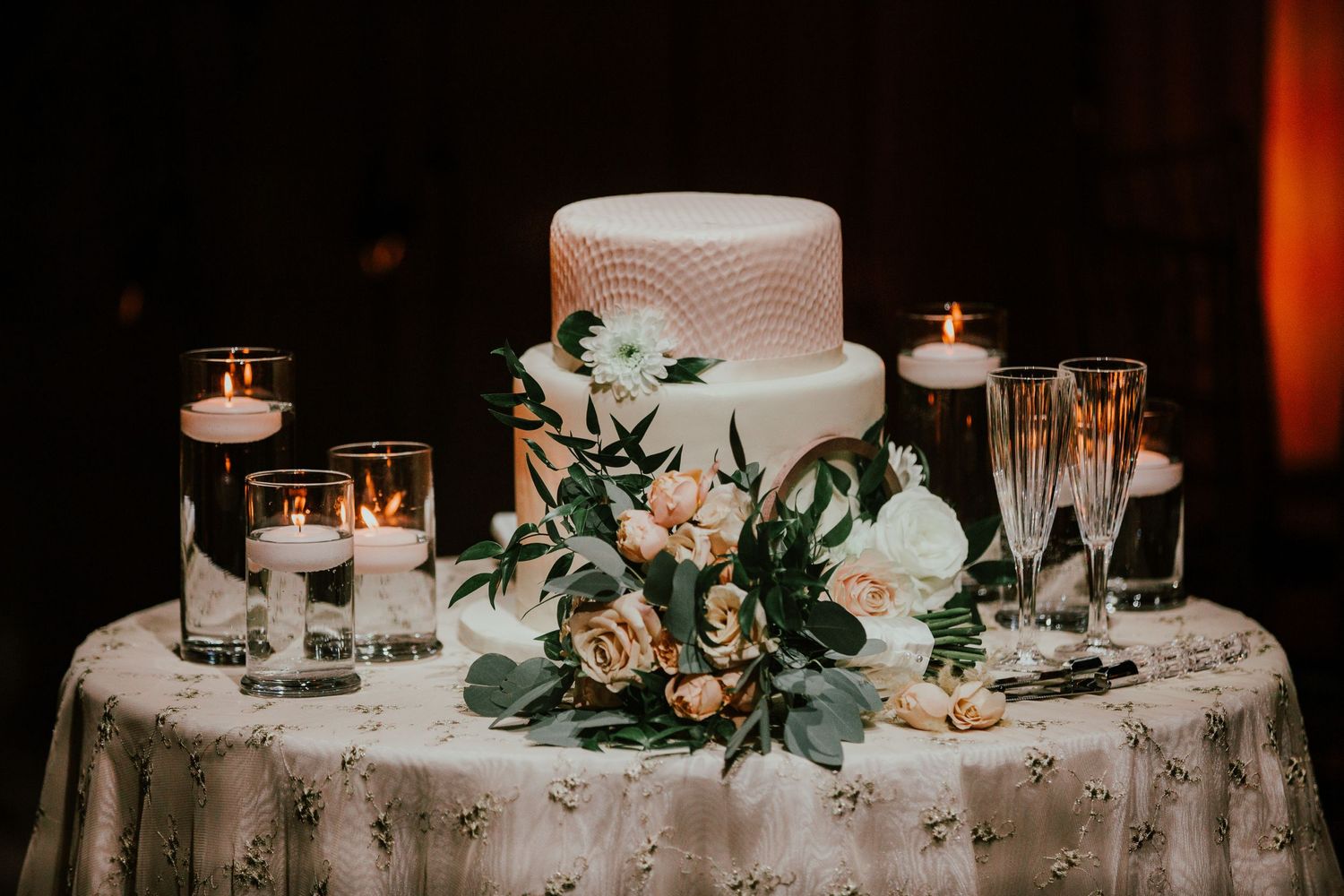 Grand Luxe Event Boutique and Mint Room Studios Toronto Wedding Photos by Shawn Van Daele