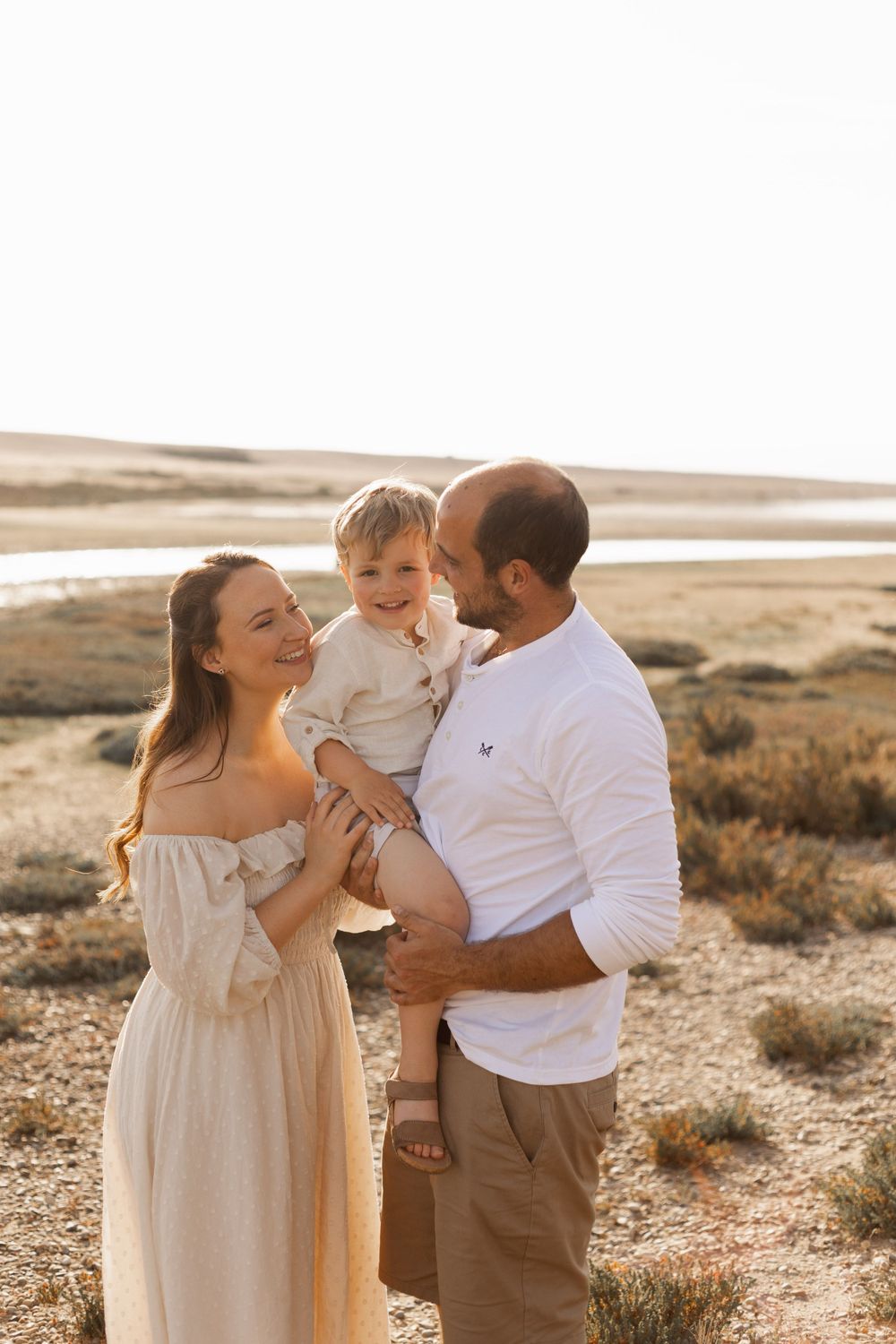newborn baby maternity first birthday cakesmash photoshoot Dorset outdoor location family photographer