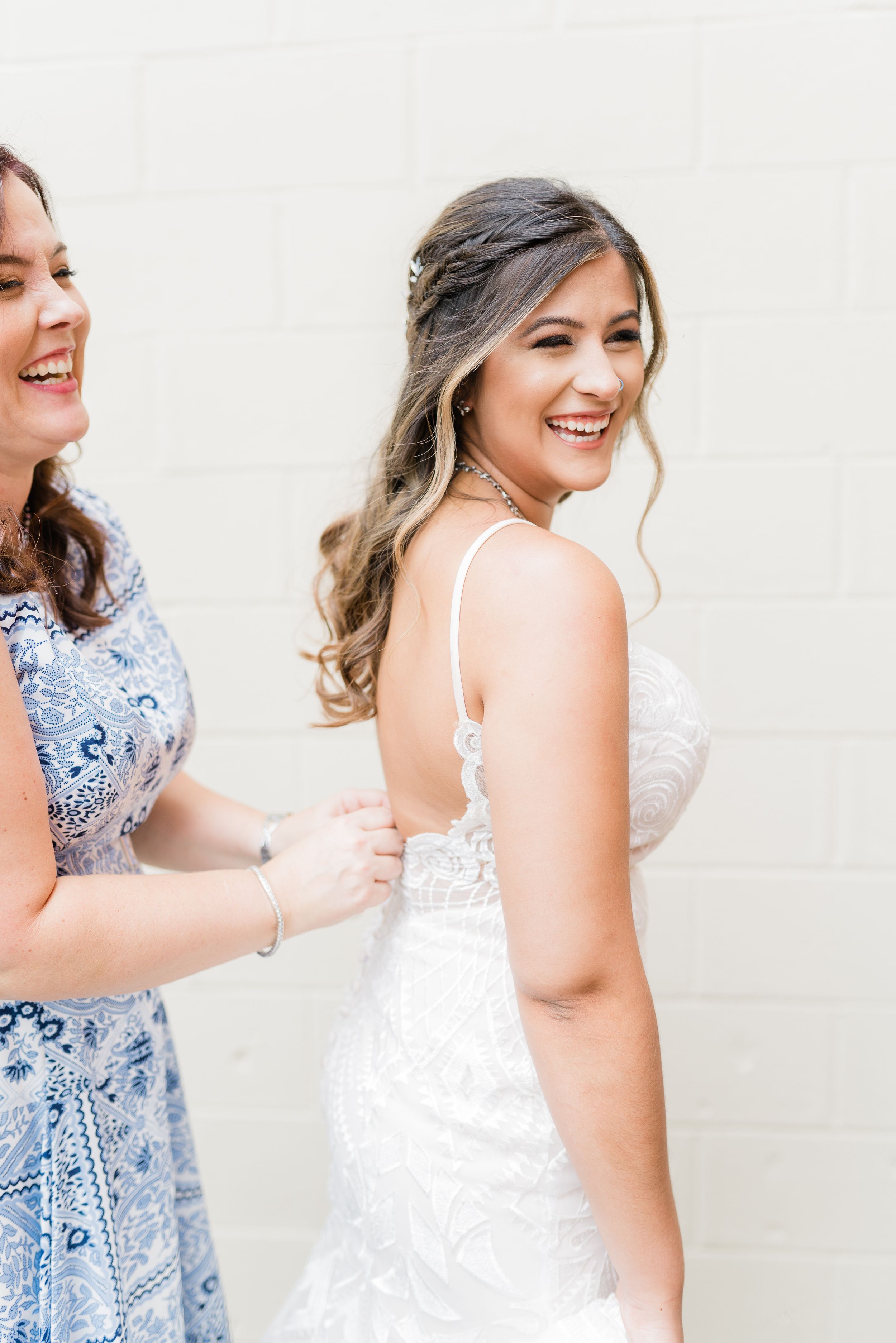 Des Moines light and airy wedding photography
