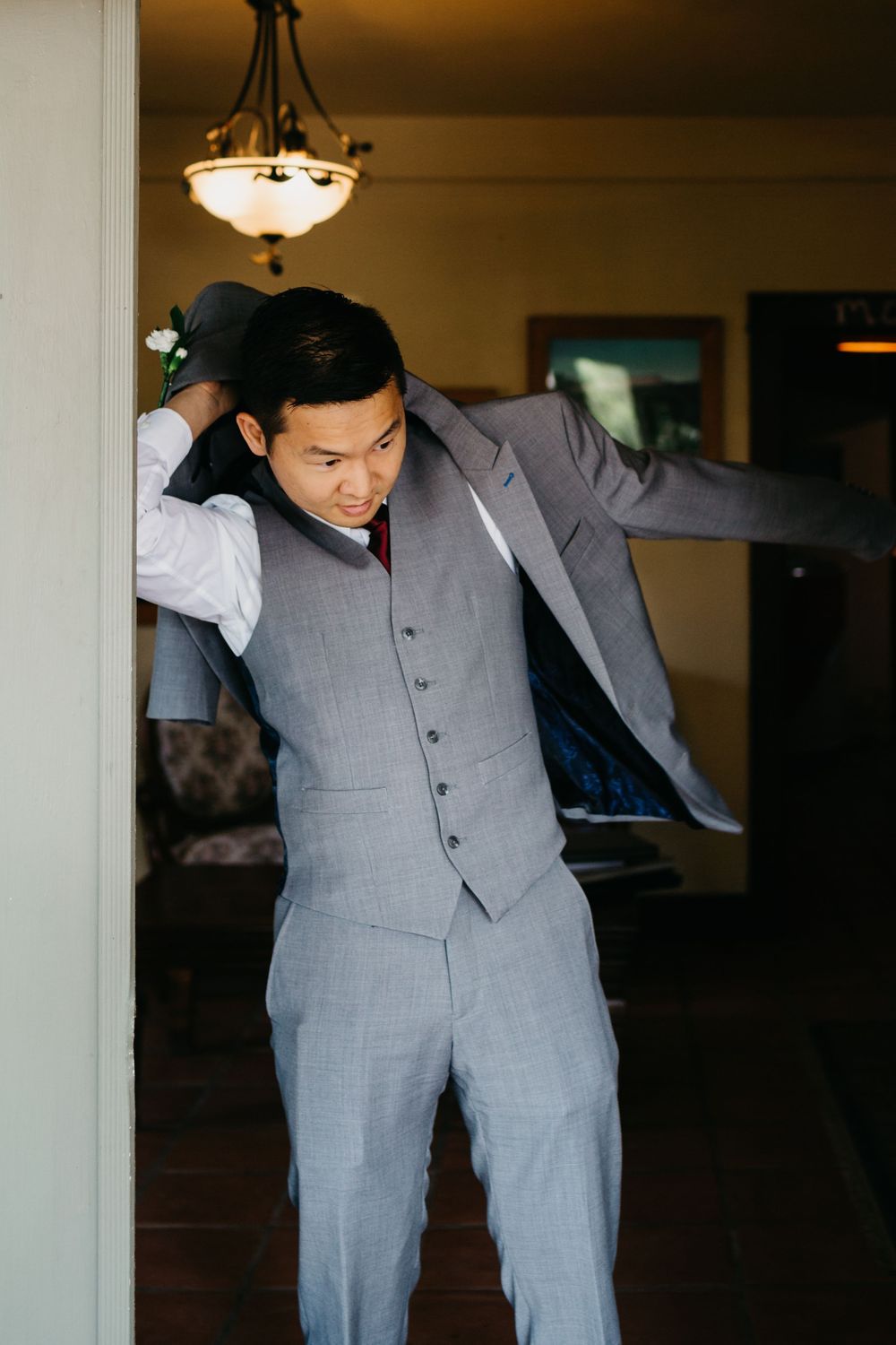 Getting ready photos, Colorado Springs Wedding, Groom Portraits, Colorado Wedding, Classic Wedding