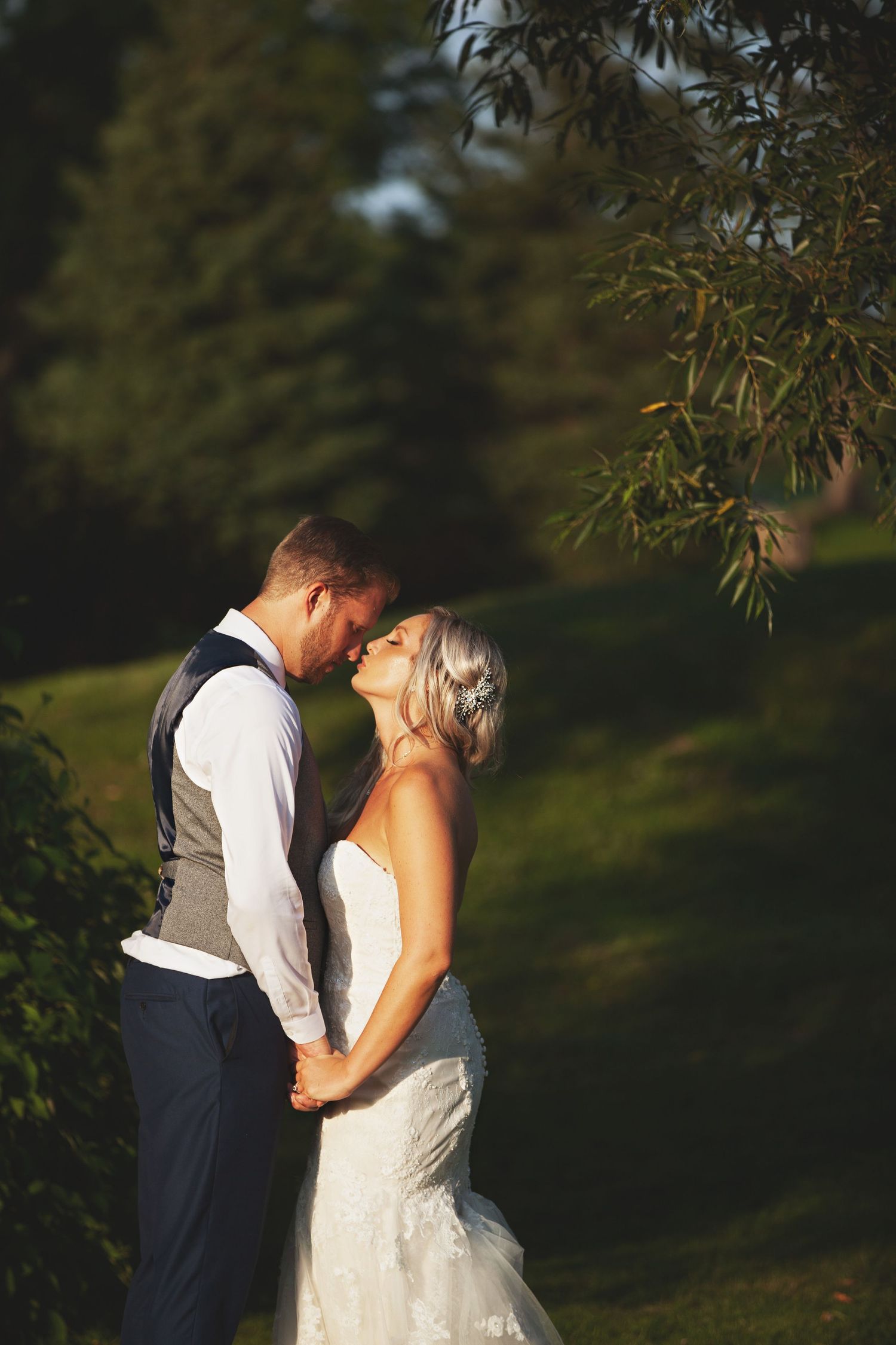St.Mary's Golf & Country Club Summer Wedding Photography by Shawn Van Daele