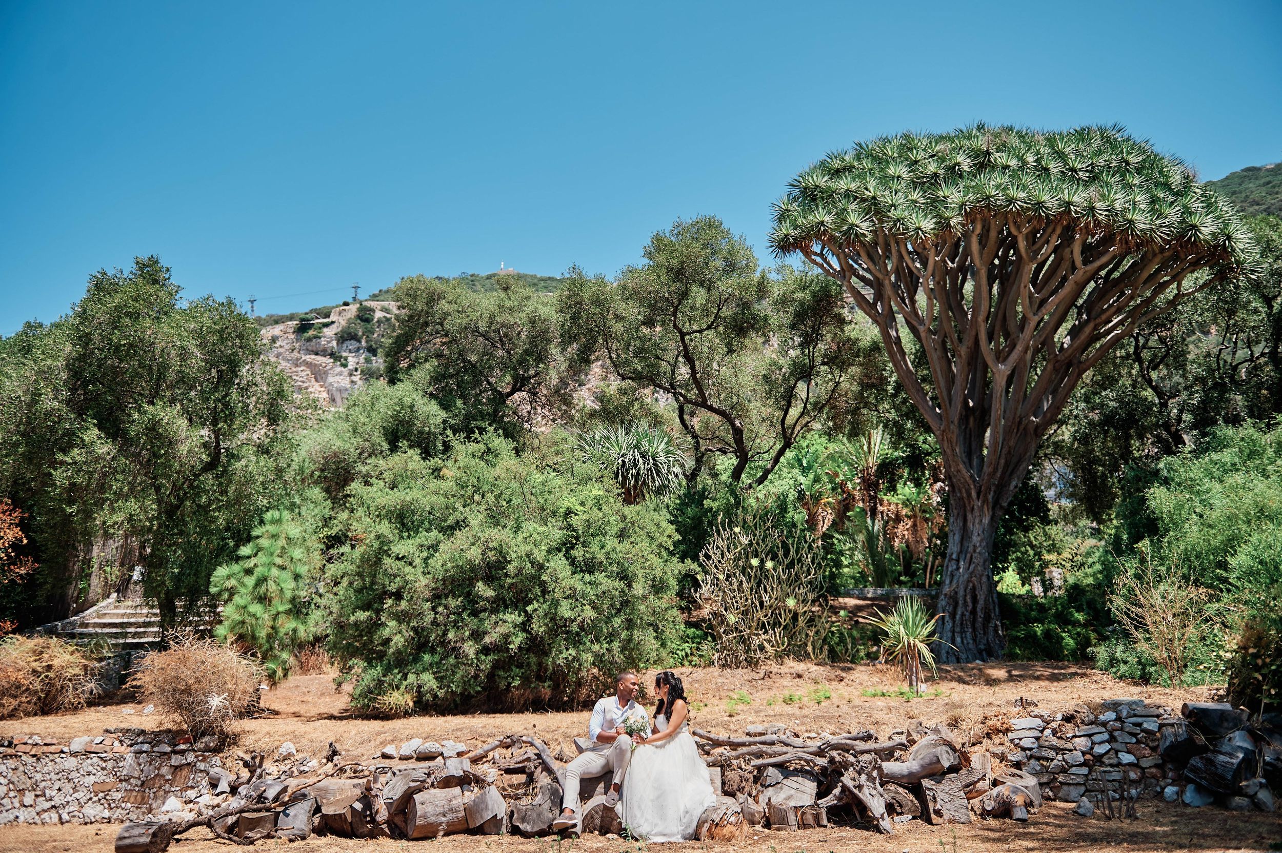Groom and bride at Alameda Gardens in Gibraltar