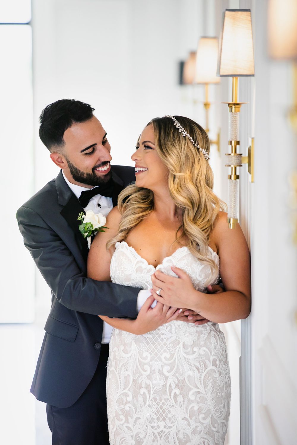 Cute and quirky little wedding in Schomberg and Arlington Estate by photographer Shawn Van Daele