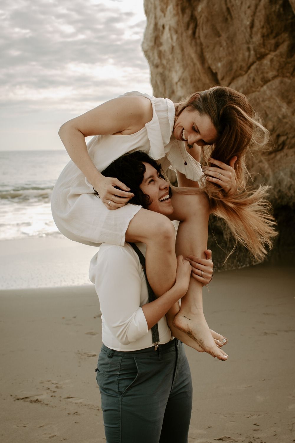 Santa Barbara Wedding and Engagement Photographer // Posing Guide
