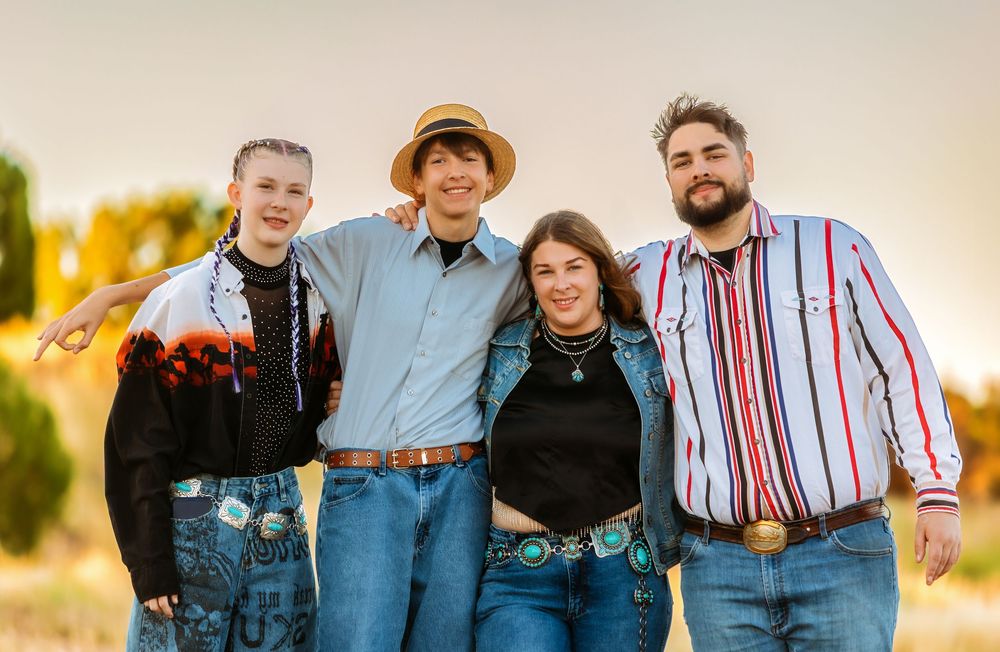 New Mexico Family Photos, Santa Rosa, Las Vegas, Santa Fe, Red River, Angel Fire, Albuquerque