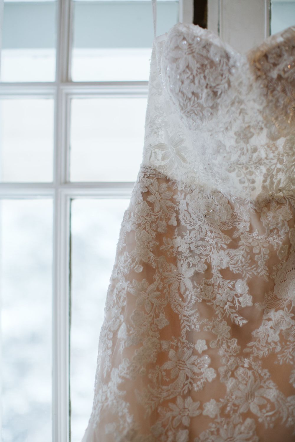dress inspiration, colorado, Denver wedding venues, bridal portraits, winter, wedding, photographer