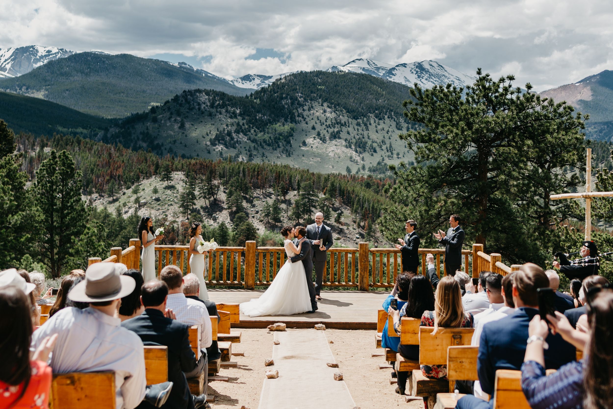 the kiss, wedding ceremony, photography, colorado, estes park, forest wedding, classy, timeless