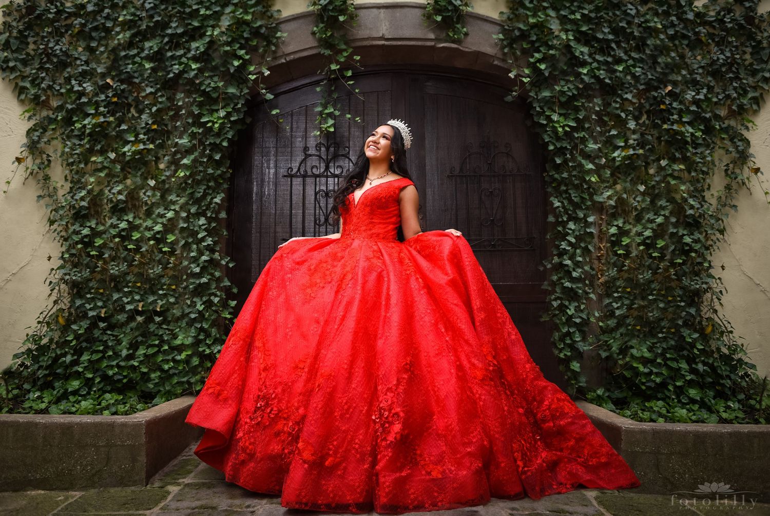red quince dress photography session fotolilly photography