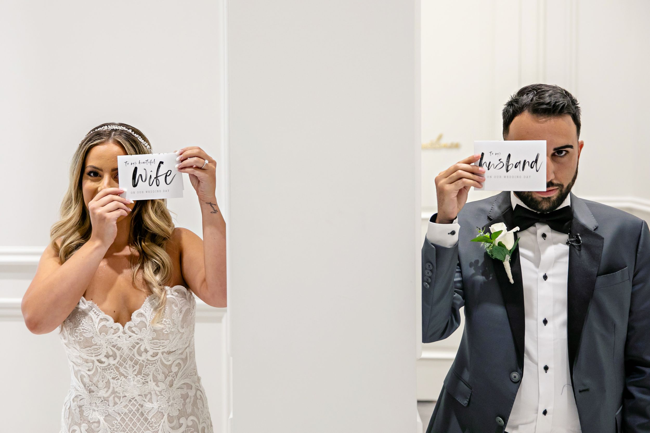 Cute and quirky little wedding in Schomberg and Arlington Estate by photographer Shawn Van Daele