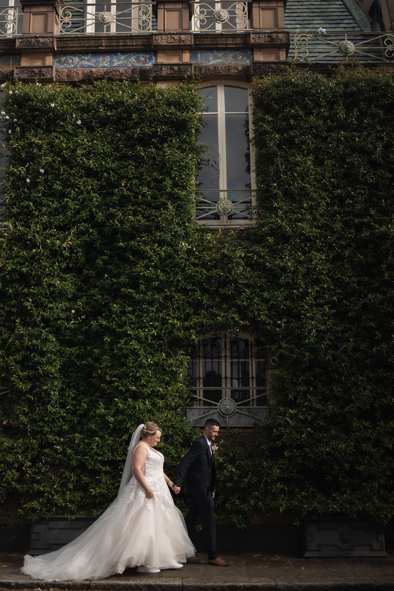 Classic, romantic wedding photography of newly wed couple in the heart of London