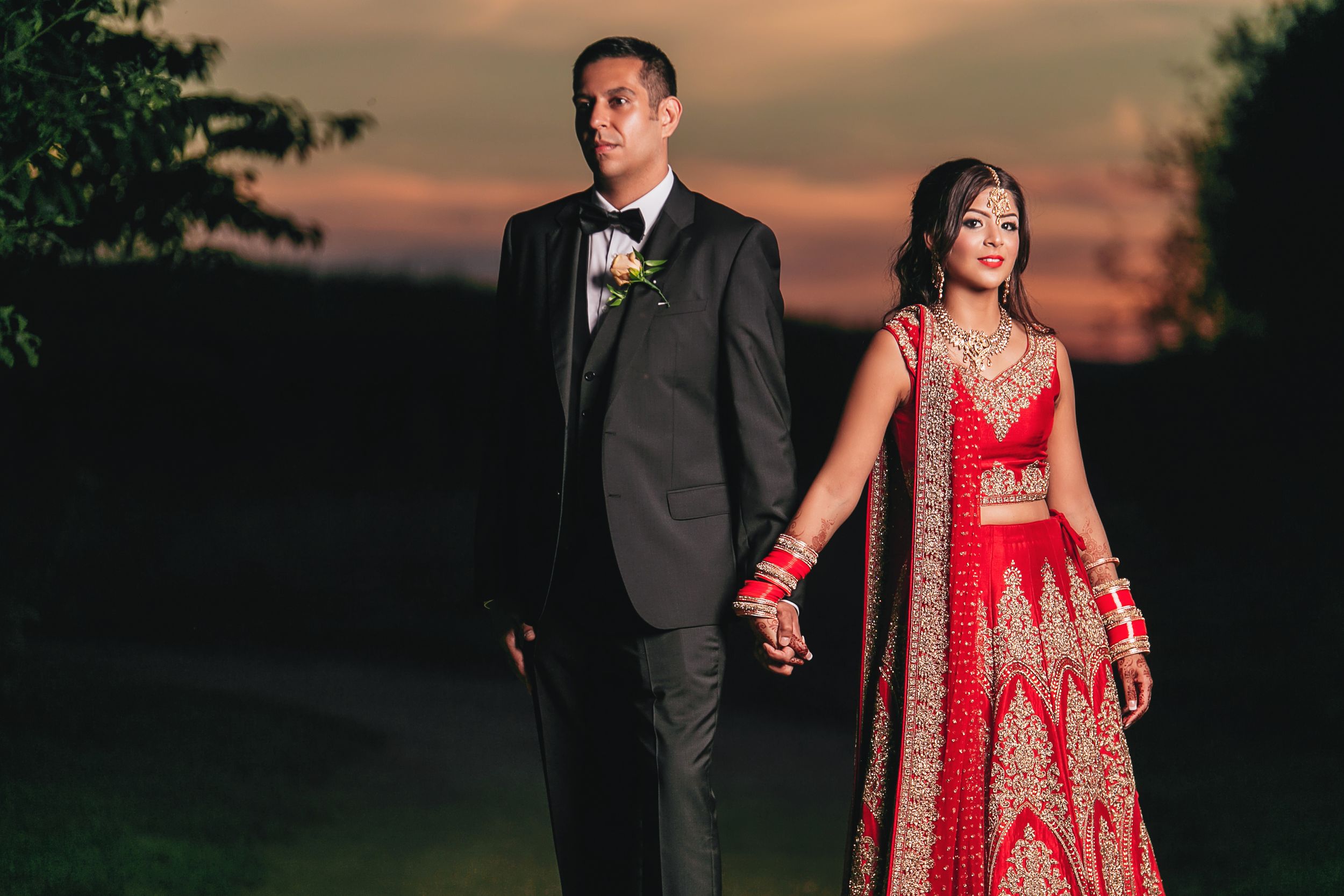 Asian bride and groom at Alrewas Hayes for an Indian Wedding. Sikh wedding photography. Birmingham and Derby