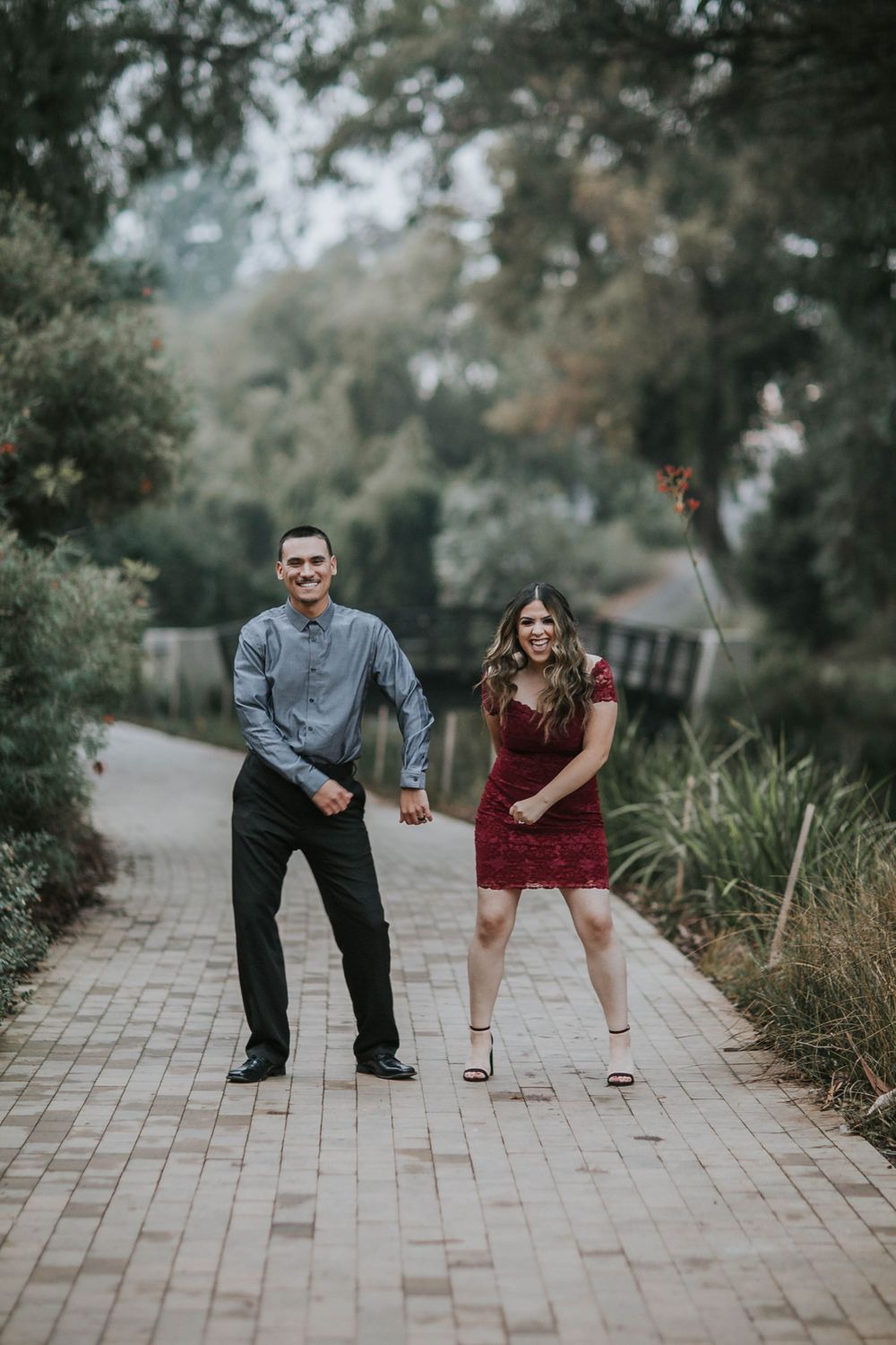 rebecca skidgel photography uc davis arboretum five reason should engagement shoot session couple love romantic fun kiss