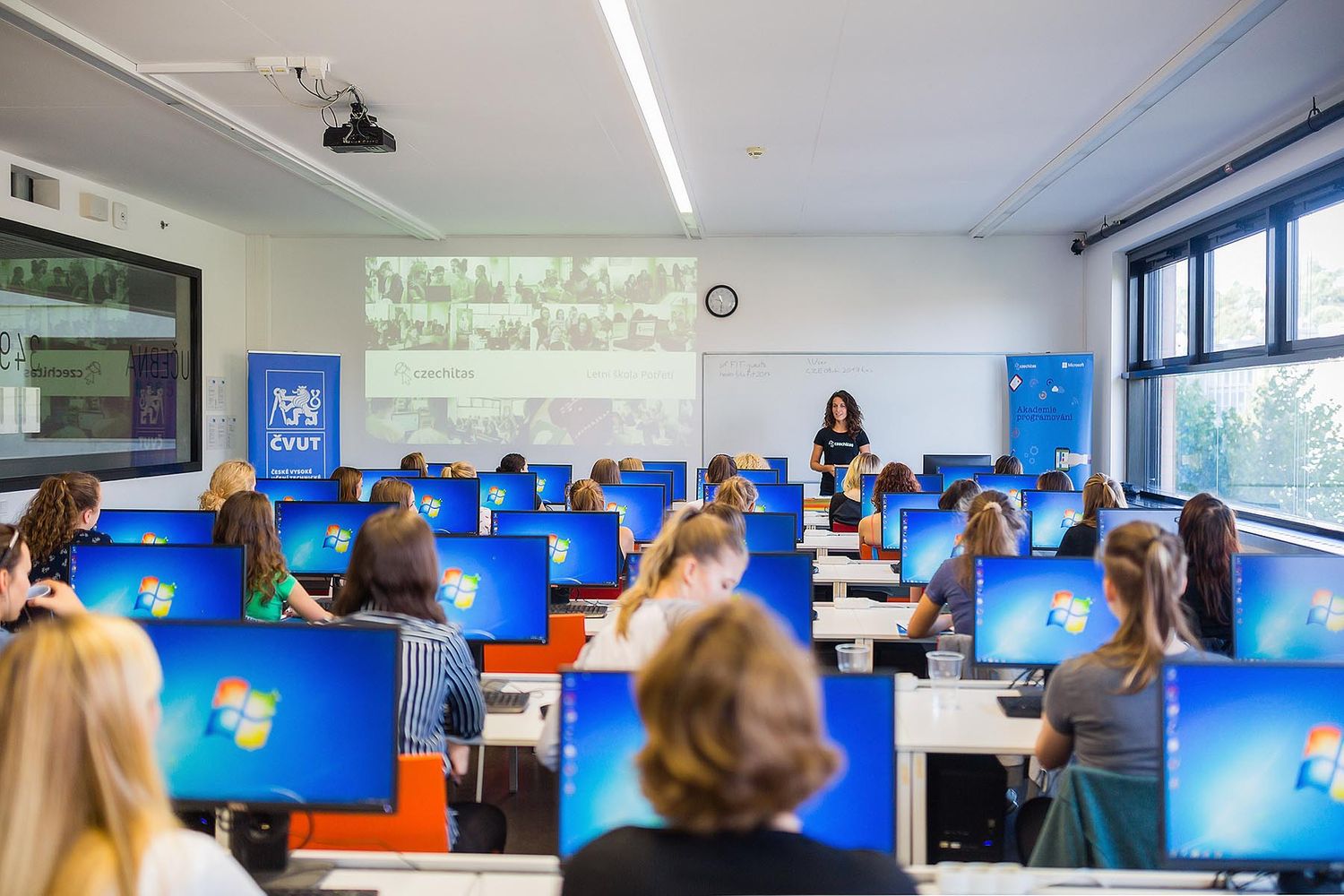 czechitas fotografie eventu dita prikrylova evenue letni skola it