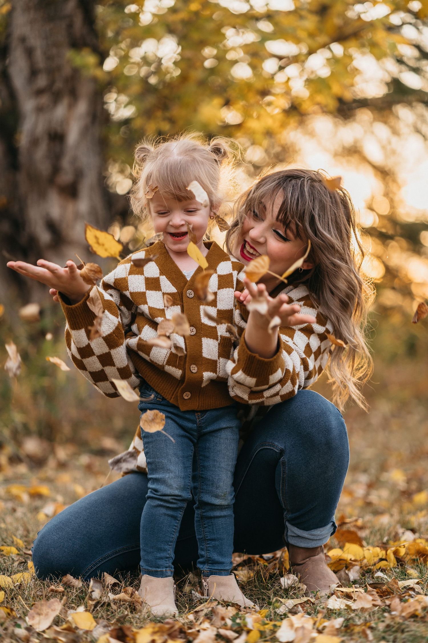 Grande Prairie Photographers Mommy and Me Session at Saskatoon Island Lake