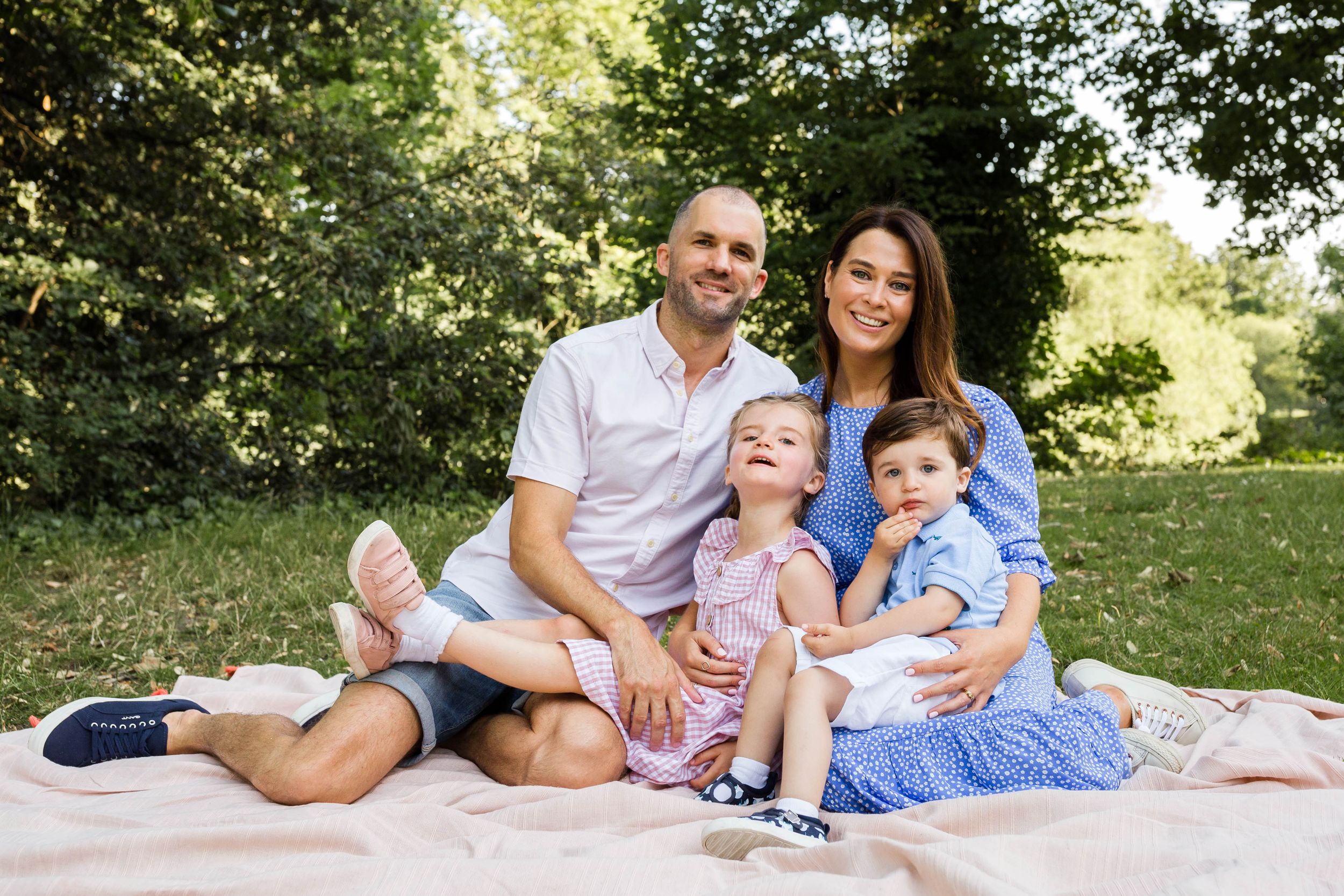 summer family photoshoot Victoria Park London