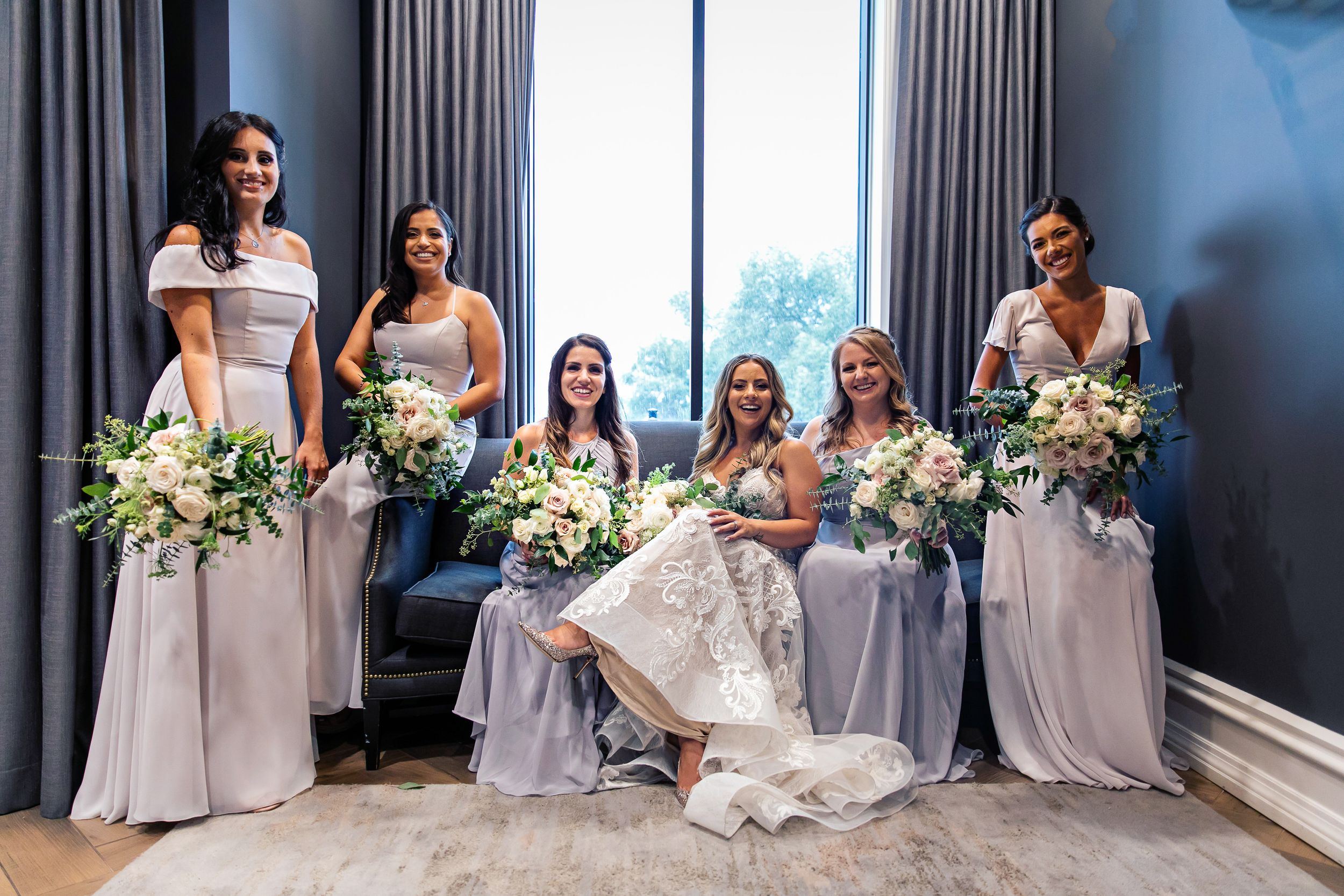 Cute and quirky little wedding in Schomberg and Arlington Estate by photographer Shawn Van Daele