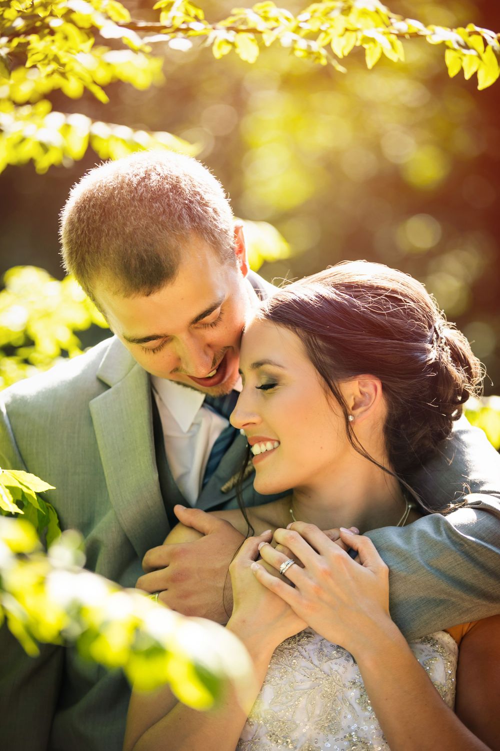 Rustic Farmhouse Backyard Wedding Photos by London Ontario Photographer Shawn Van Daele