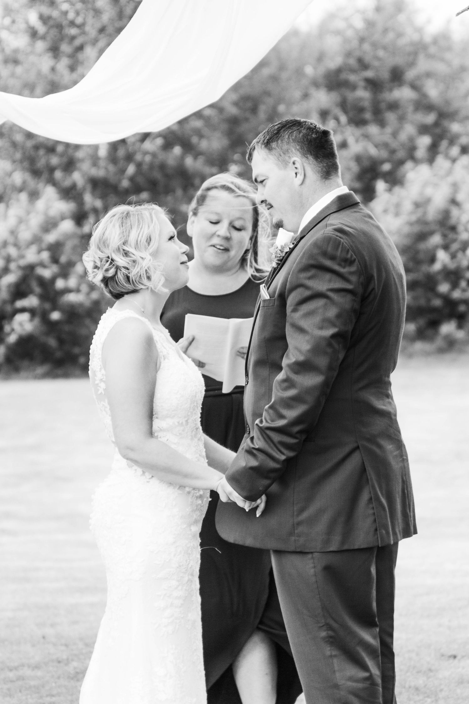 L'Anse Michigan Wedding Photographer Linden Creek Farm