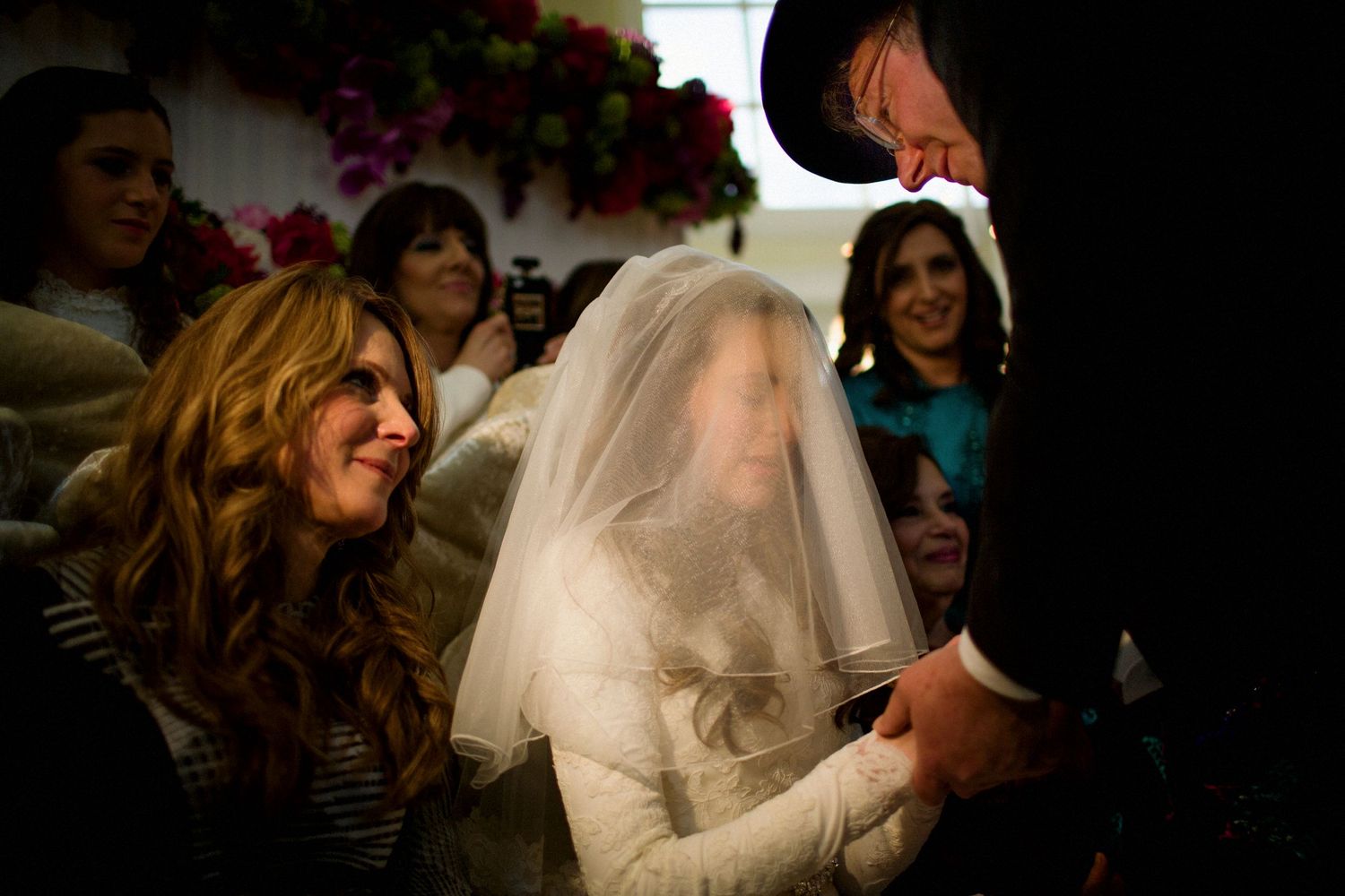 Jewish wedding, badeken at Ateres Avrohom, brooklyn, NY, jewish wedding photographer by benjamin kohen photography
