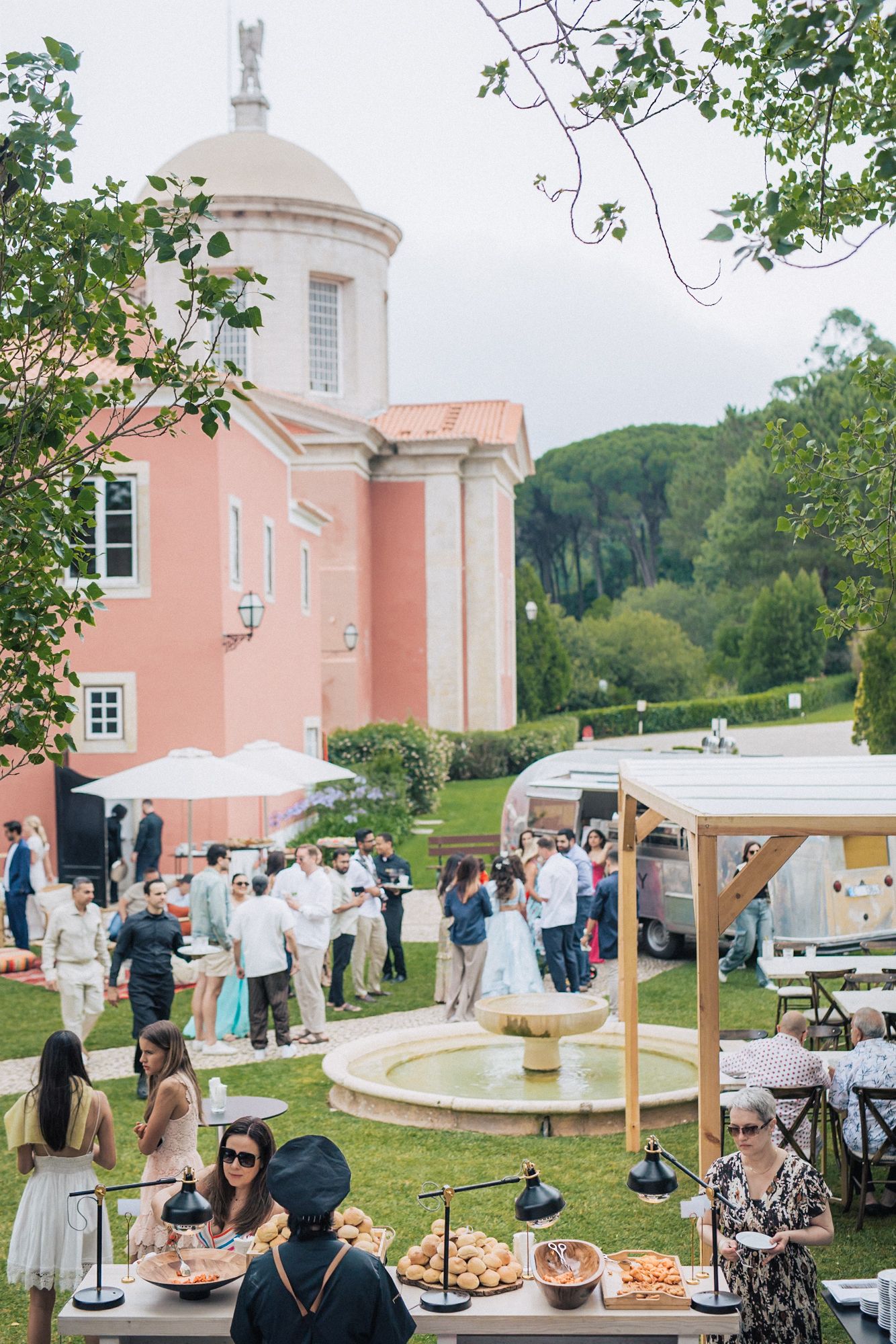 Authentic Indian flavors bring magic to a Destination Indian Wedding in Portugal, thanks to Passage to India, photo taken at Penha Longa