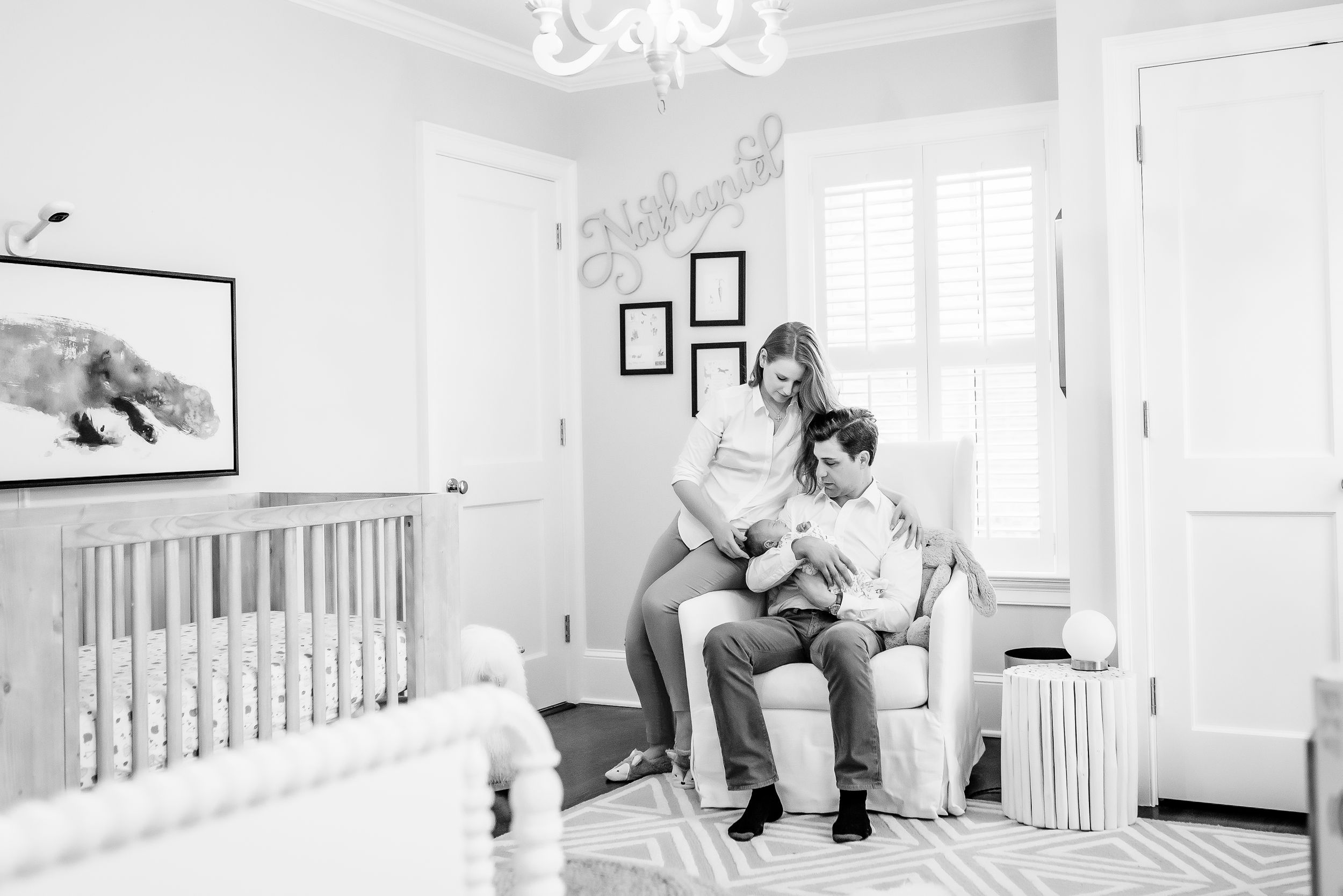 Lifestyle newborn photo, lifestyle photography, newborn at home