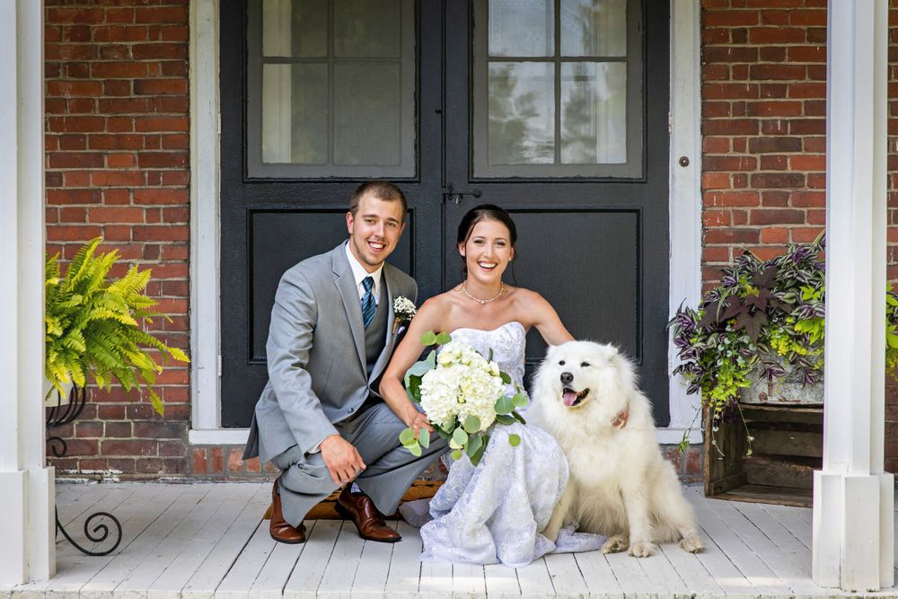 Rustic Farmhouse Backyard Wedding Photos by London Ontario Photographer Shawn Van Daele
