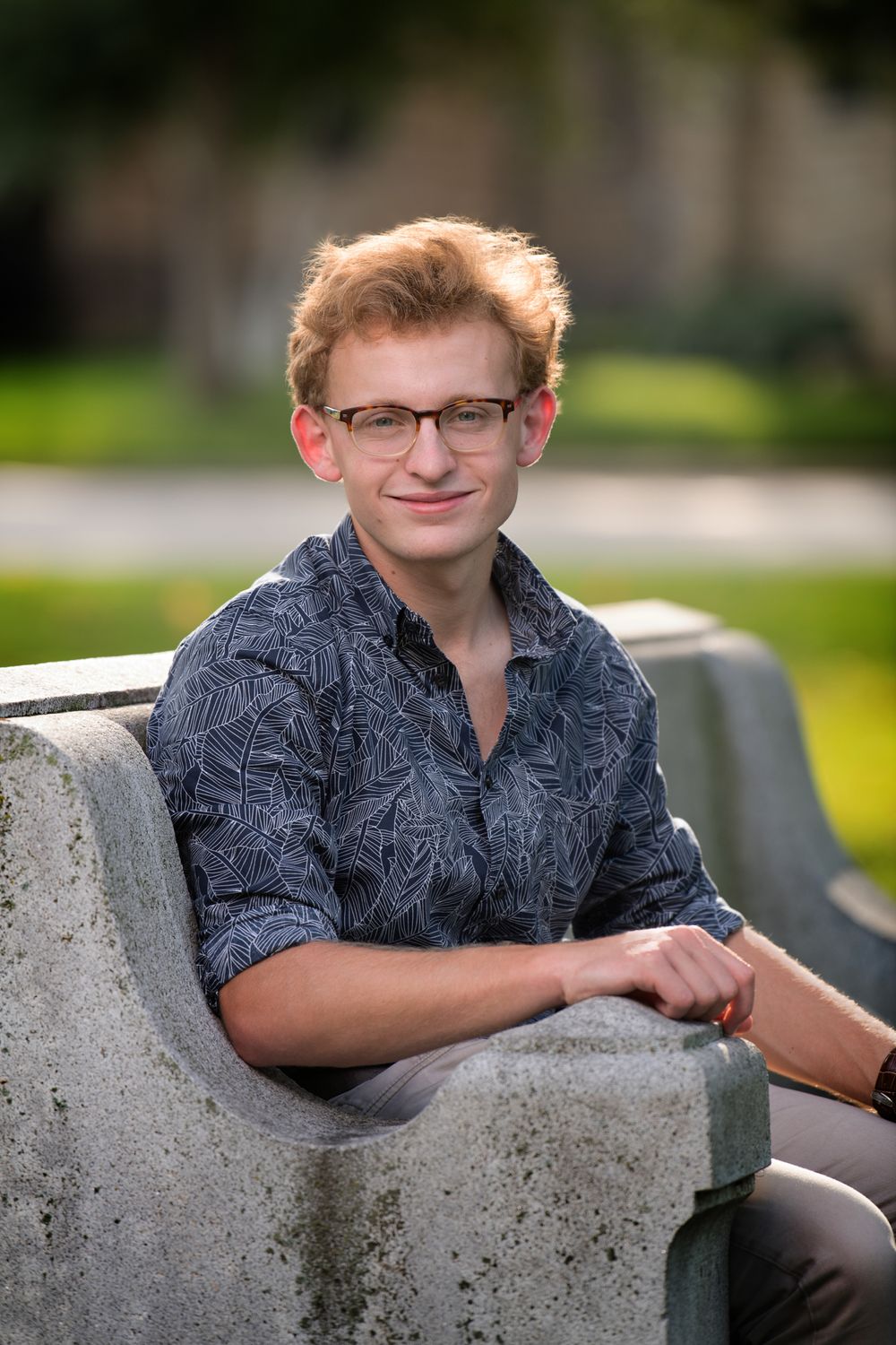Patton Park, High School Senior Photo, glasses, park bench