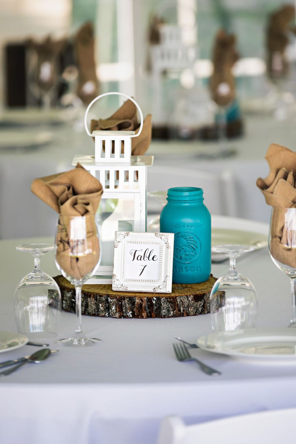 Rustic Farmhouse Backyard Wedding Photos by London Ontario Photographer Shawn Van Daele