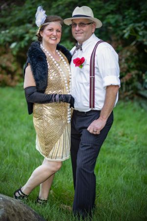couple dresses in 1920's costume