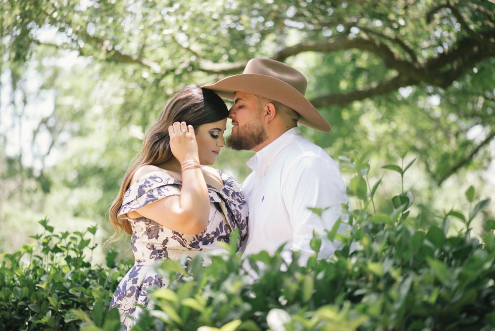 Beautiful couple leaning on each other in quinta Mazatlán. McAllen wedding photographer