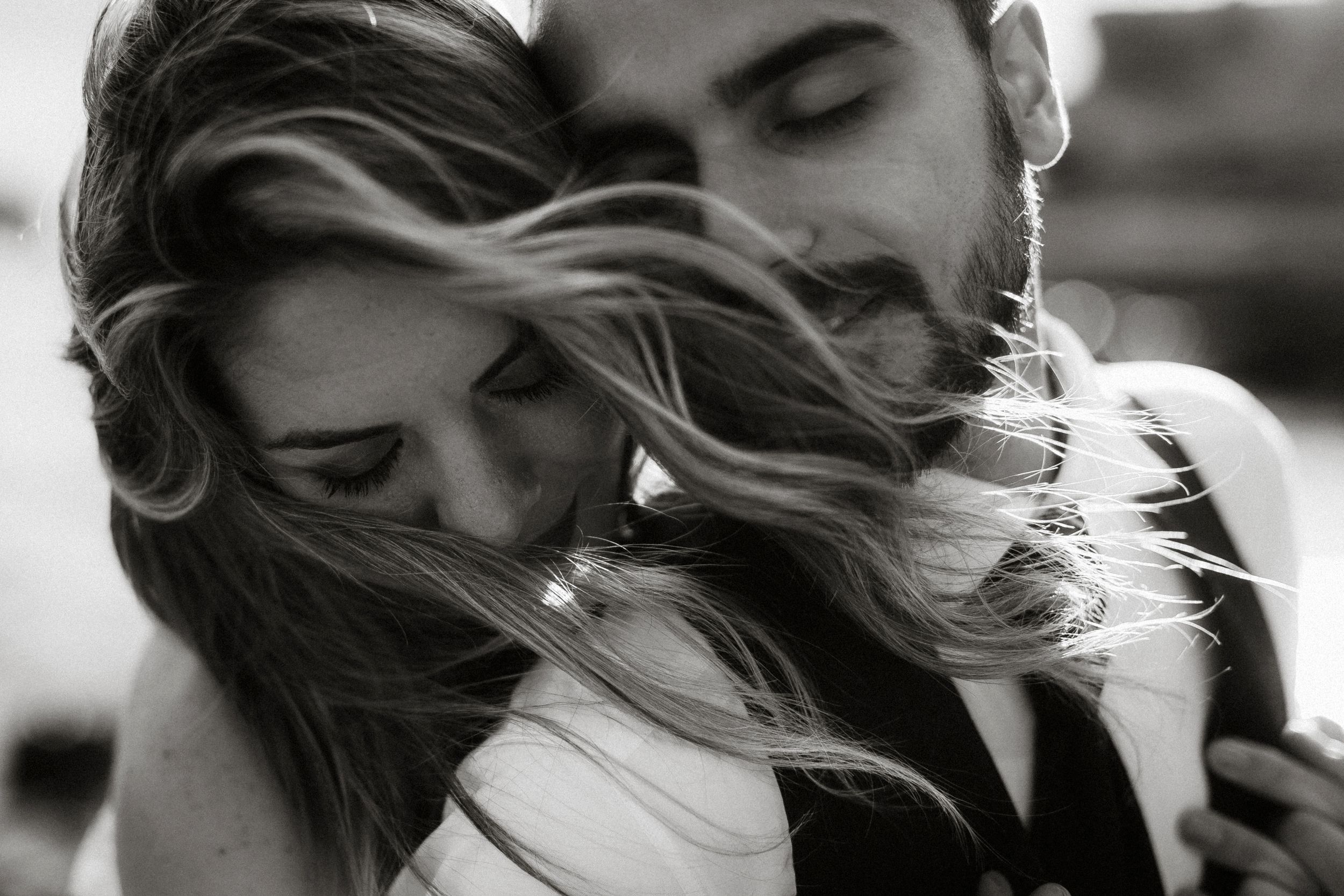 Puglia - couple - prematrimoniale - sessione di coppia - natura - mare - spiaggia- wedding photographer - matrimonio