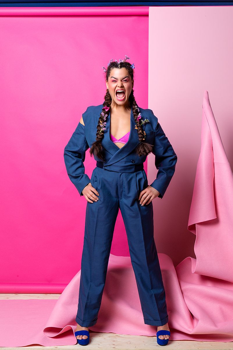 Fashion portret vrouw roze