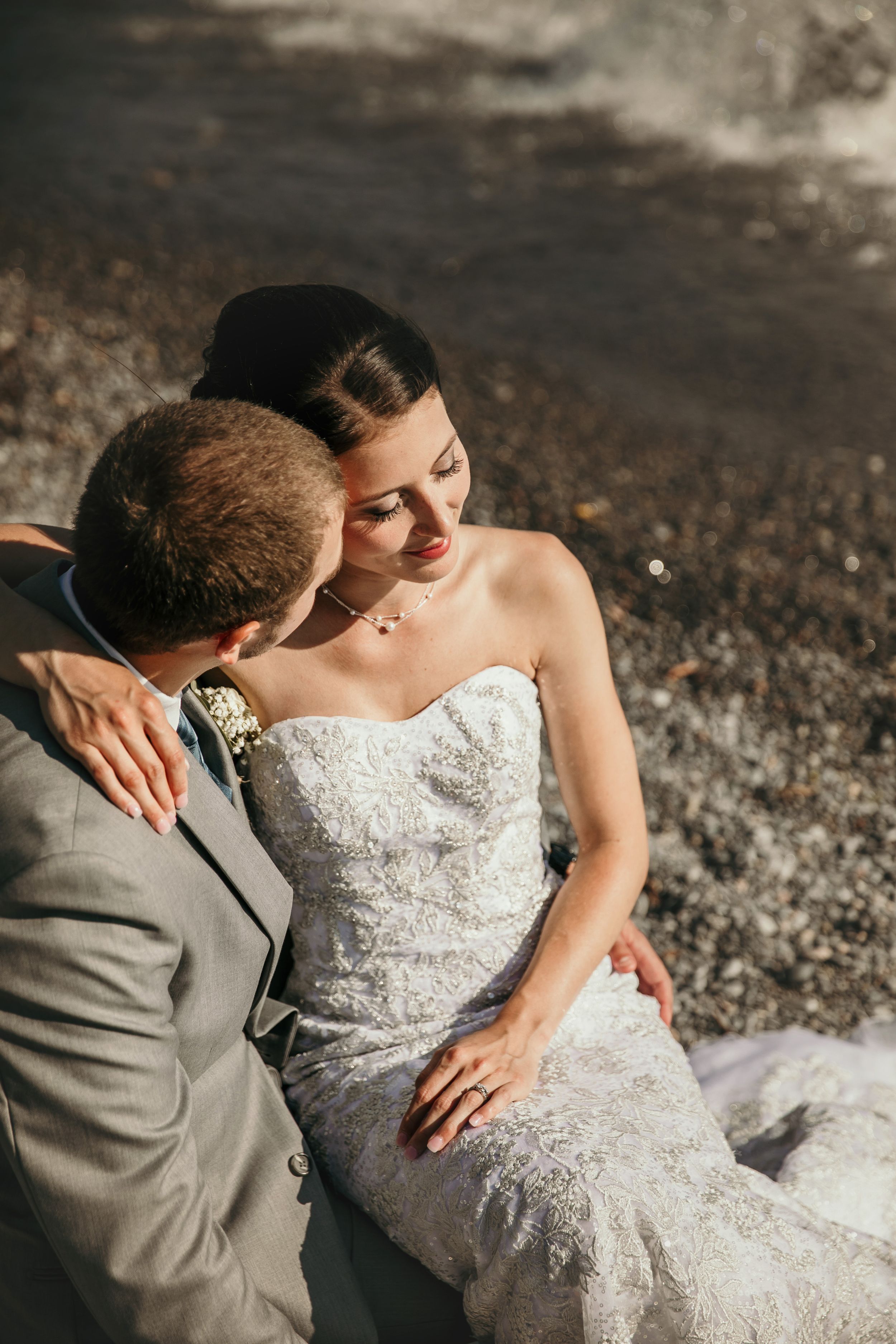 Rustic Farmhouse Backyard Wedding Photos by London Ontario Photographer Shawn Van Daele