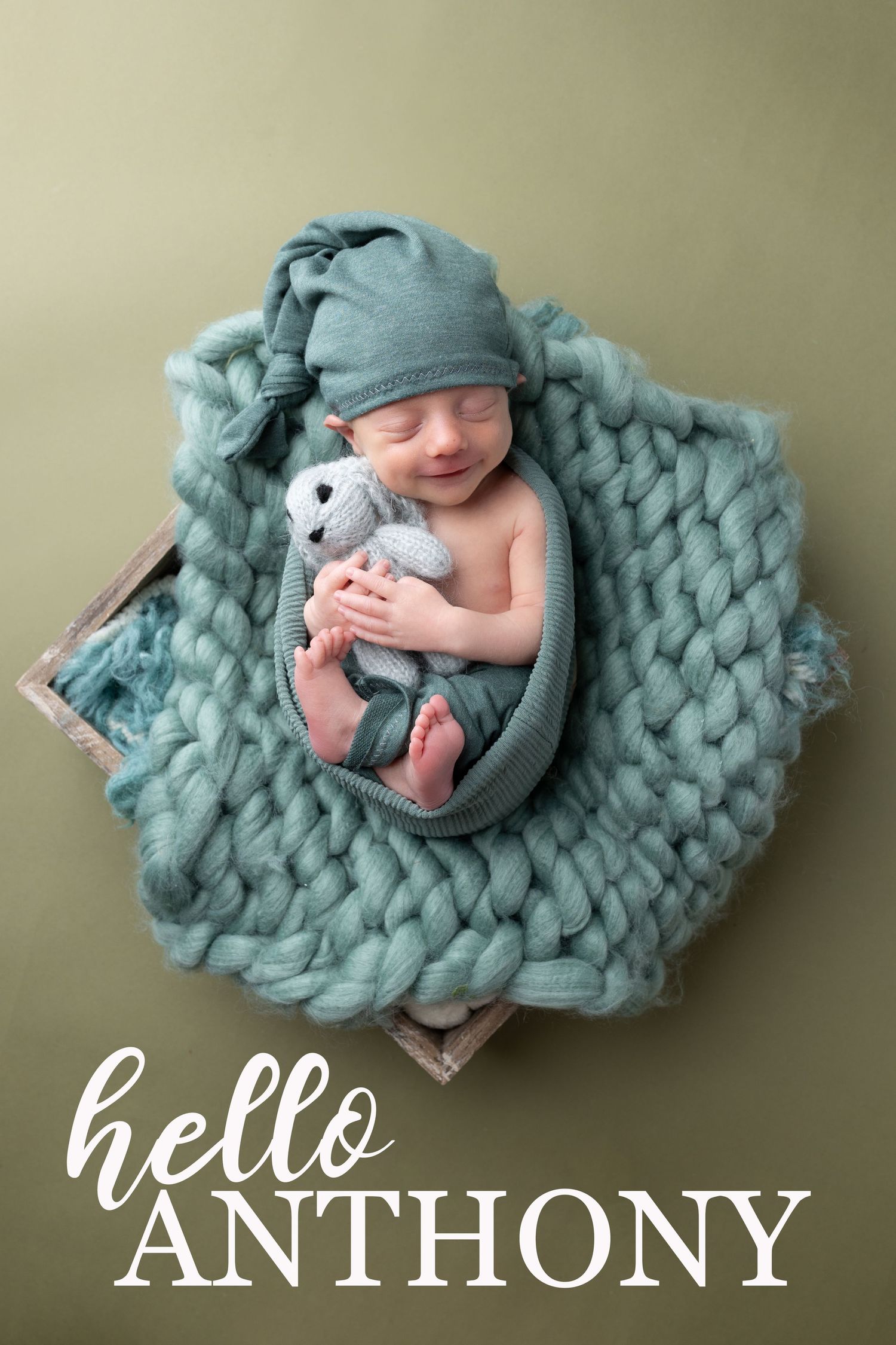 maternity and newborn professional photos near me