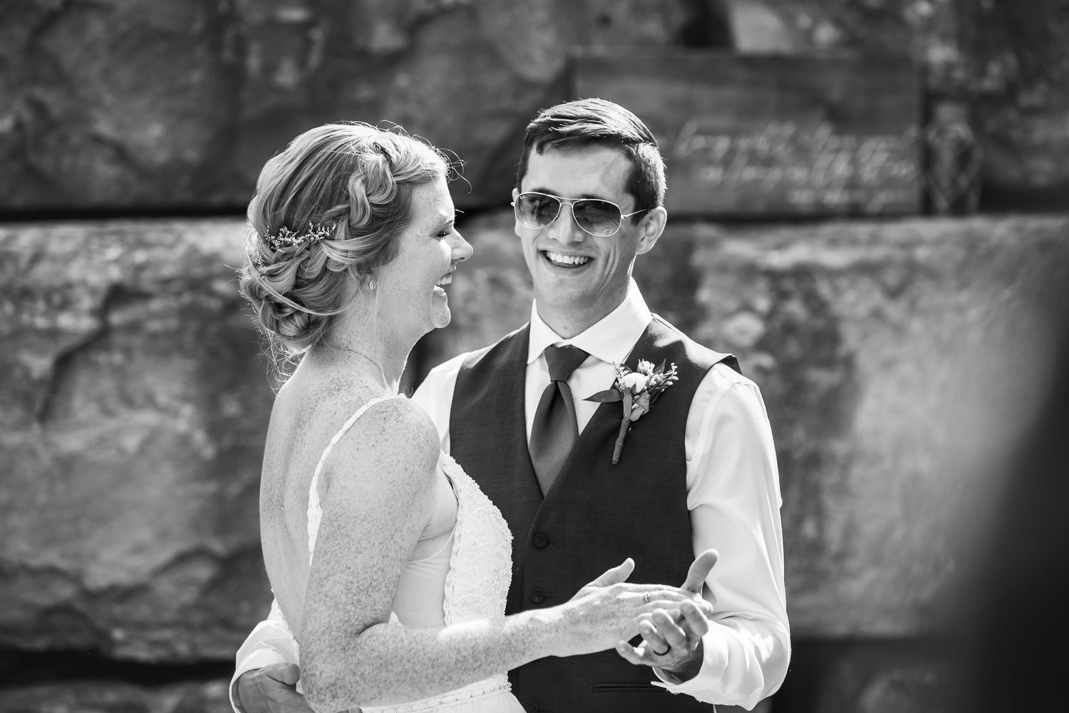 Charming rustic backyard wedding in Mount Brydges Ontario by London photographer Shawn Van Daele