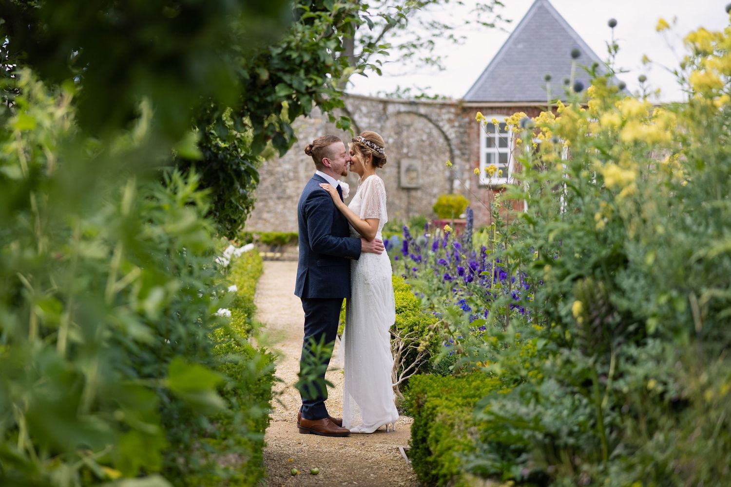 secret garden at gileston manor wedding photography