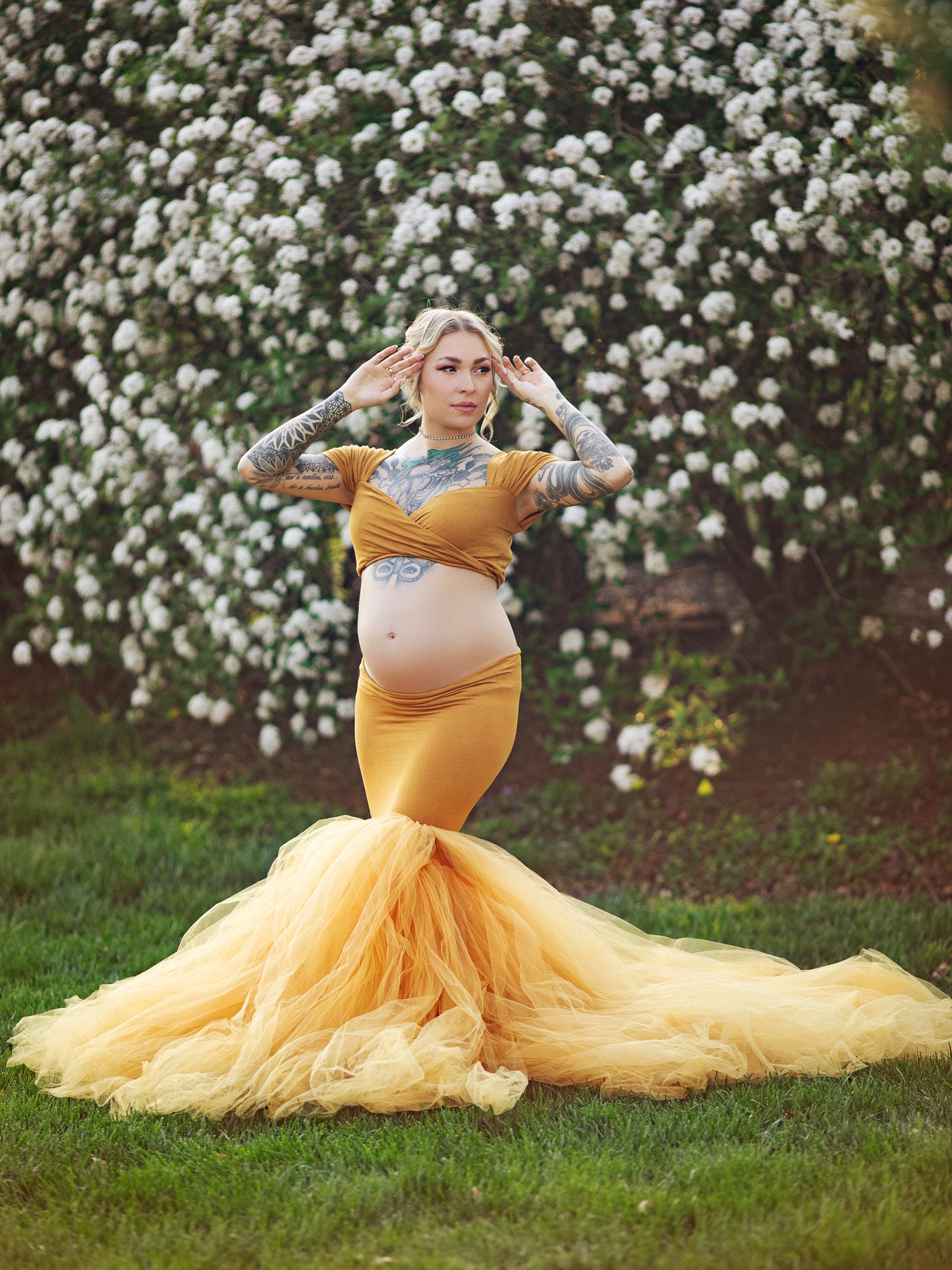 maternity photographer in new york nyc cherry blossom brooklyn queens manhattan long island stamford ct luxury picture