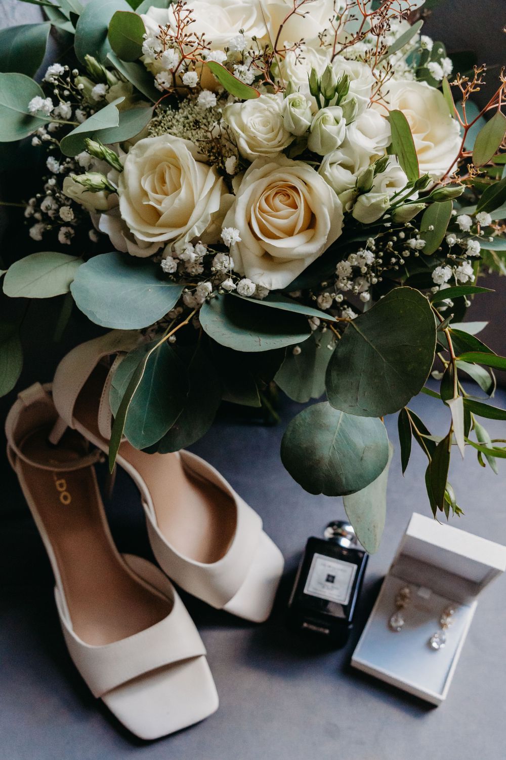 Bridal Prep, Bride Bouquet, Killeavy Castle Wedding, NI Wedding, NI Photographer