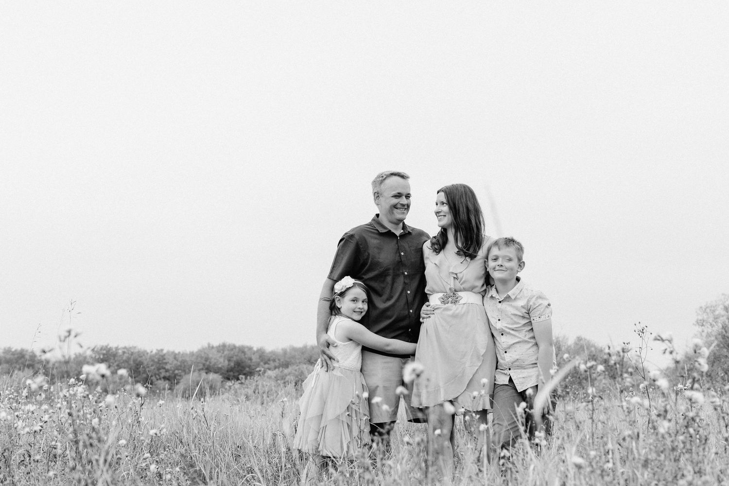 Family photography regina Saskatchewan outdoors