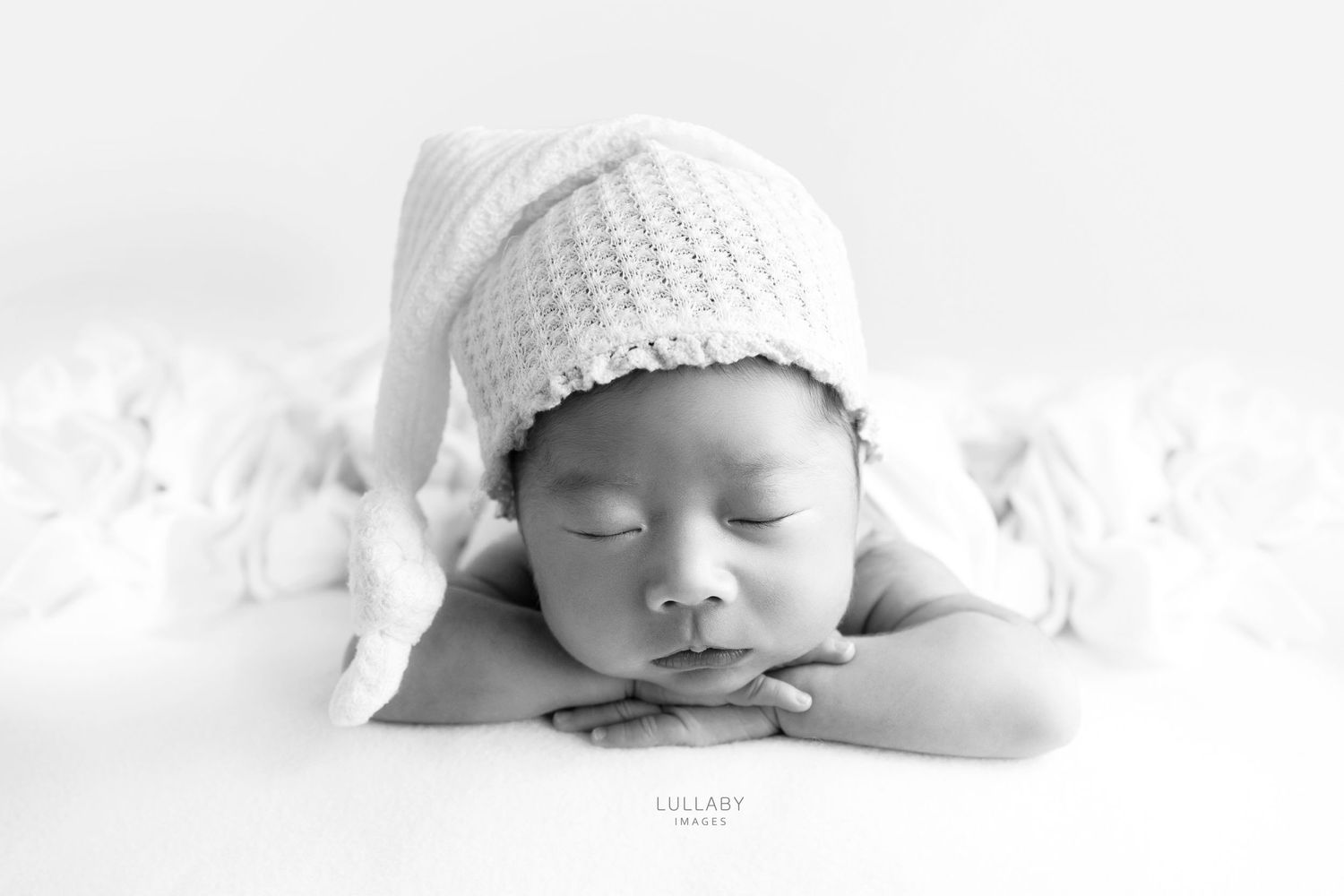 Hong Kong Newborn Photographer Lullaby Images