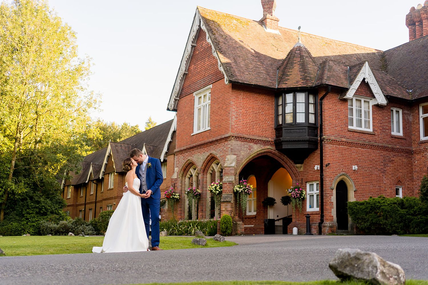 wedding venue hampshire bride and groom