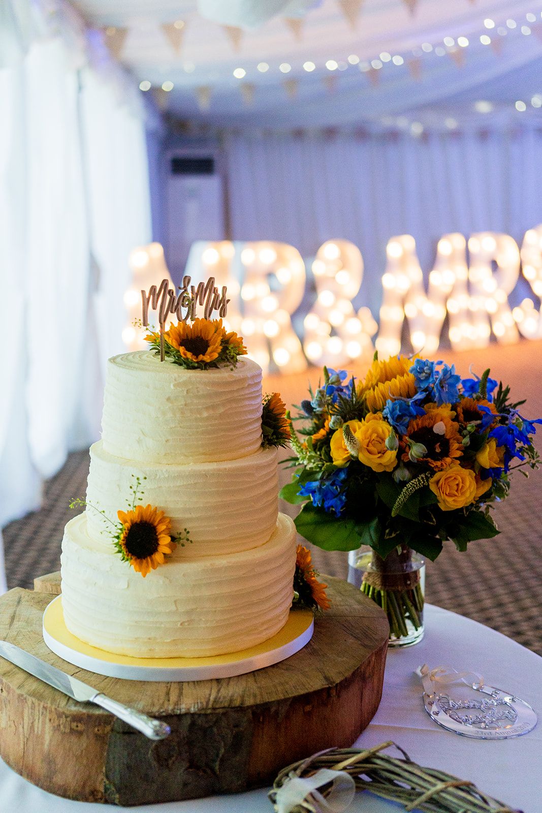butter cream wedding cake