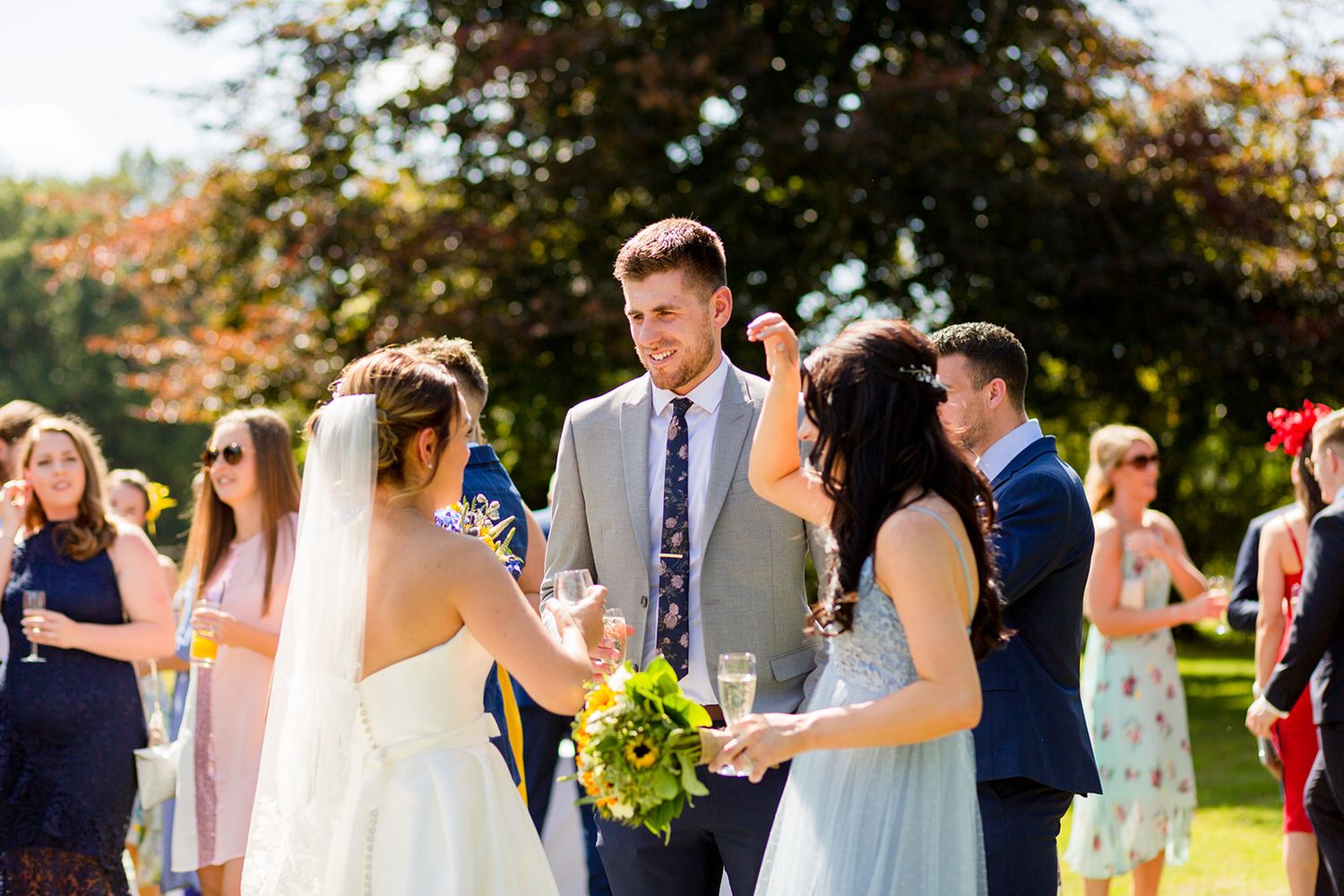 wedding reception summer garden